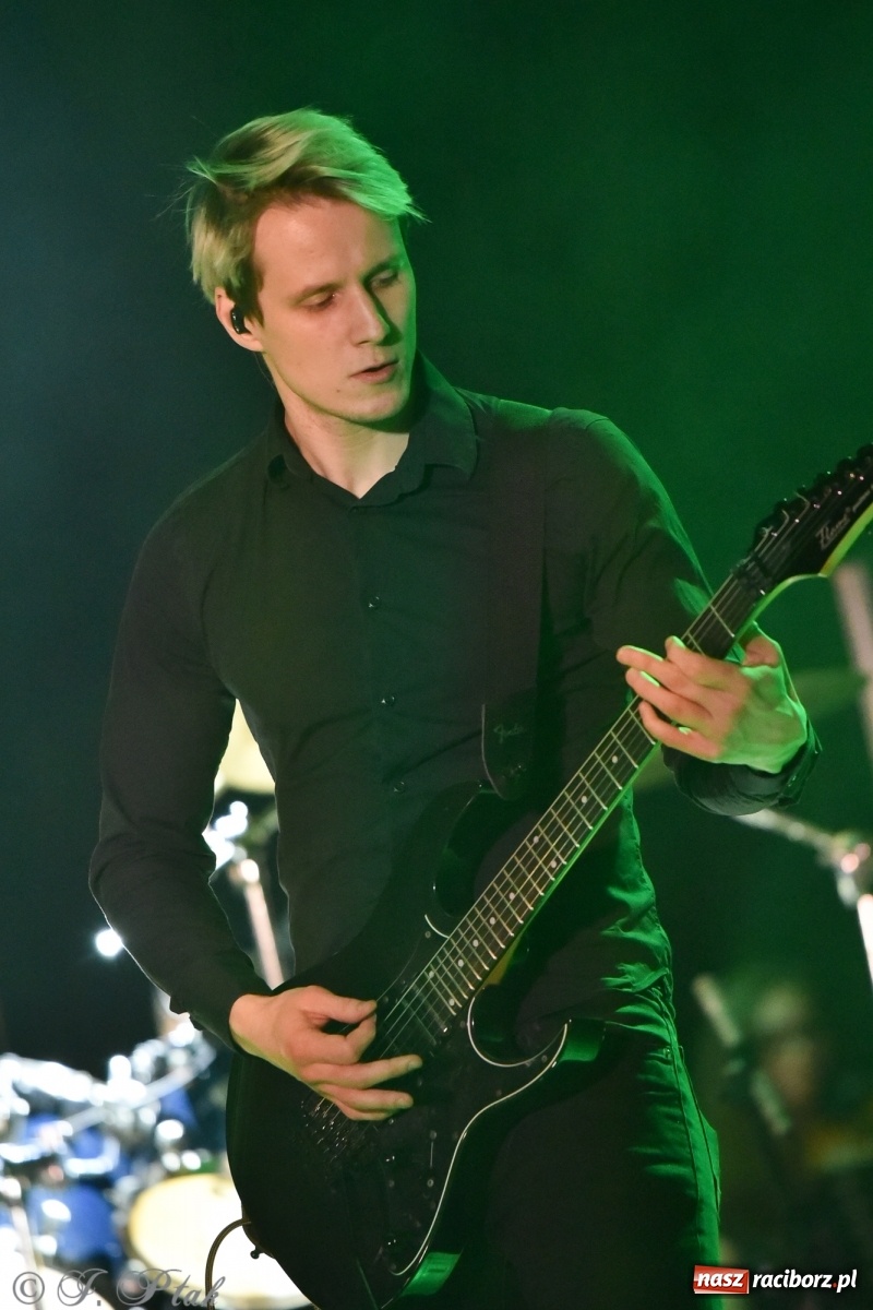 Zdjęcie w galerii na portalu naszraciborz.pl: Metallica symfonicznie. Pełna sala w RCK! wiadomości z regionu