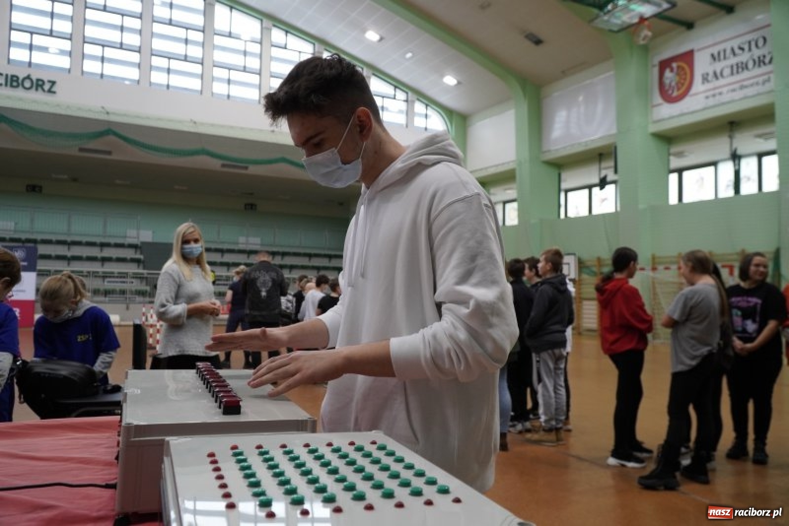 Zdjęcie w galerii na portalu naszraciborz.pl: Na drogach w Raciborzu ma być bezpieczniej [FOTO i WIDEO] wiadomości z regionu