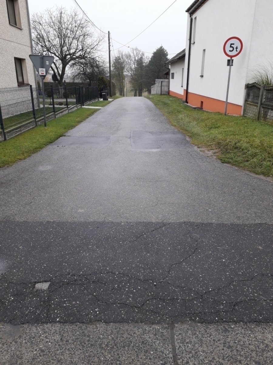 Zdjęcie w galerii na portalu naszraciborz.pl: W Nowej Wiosce naprawią zniszczoną drogę wiadomości z regionu