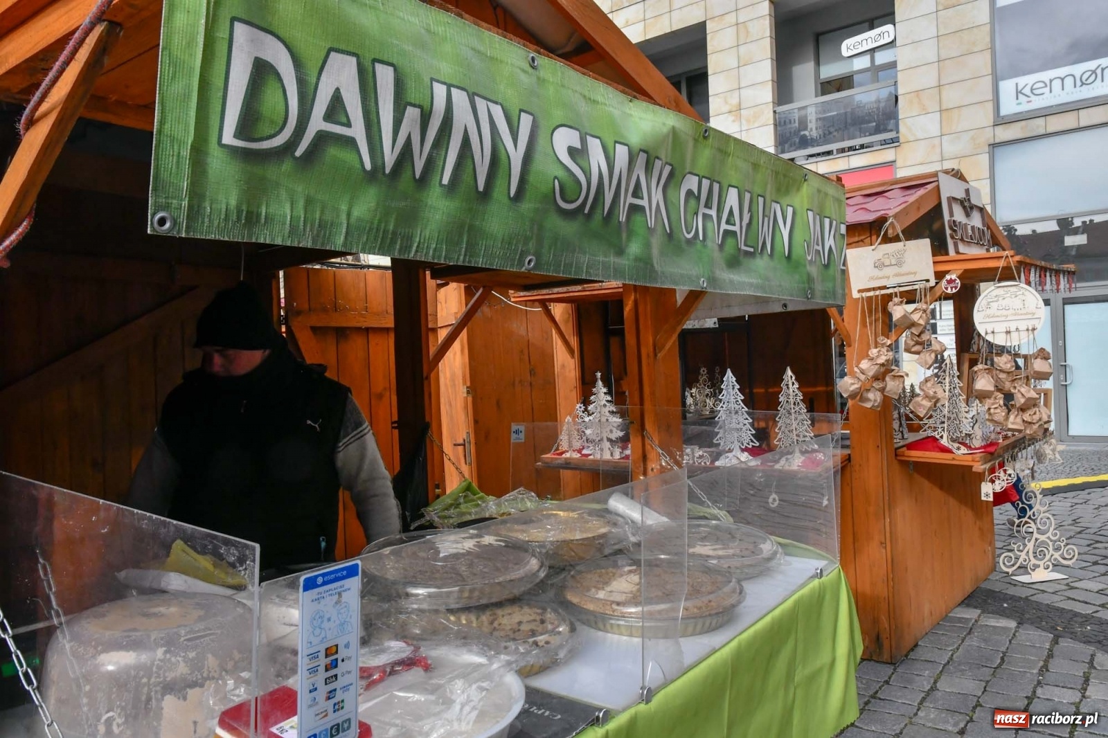 Zdjęcie w galerii na portalu naszraciborz.pl: Na słodko i śląską nutę. Ruszył raciborski jarmark [FOTO i WIDEO] wiadomości z regionu