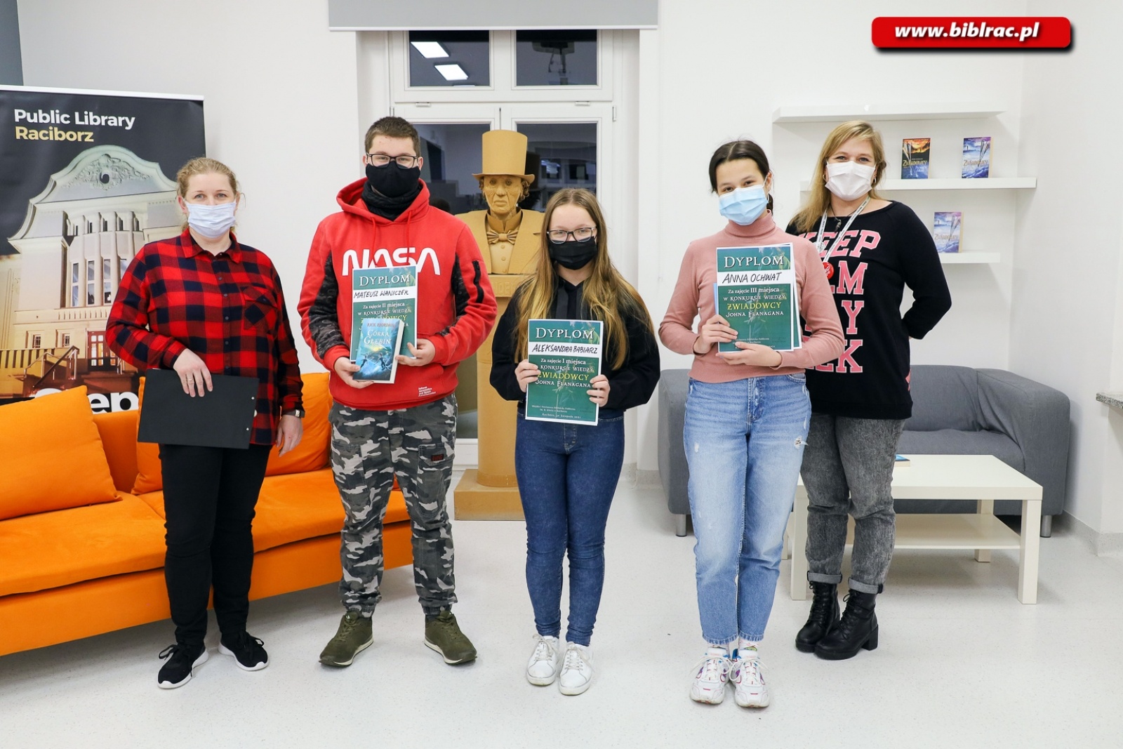 Zdjęcie w galerii na portalu naszraciborz.pl: Z Rzeszowa do Raciborza po zwycięstwo w konkursie Zwiadowcy wiadomości z regionu