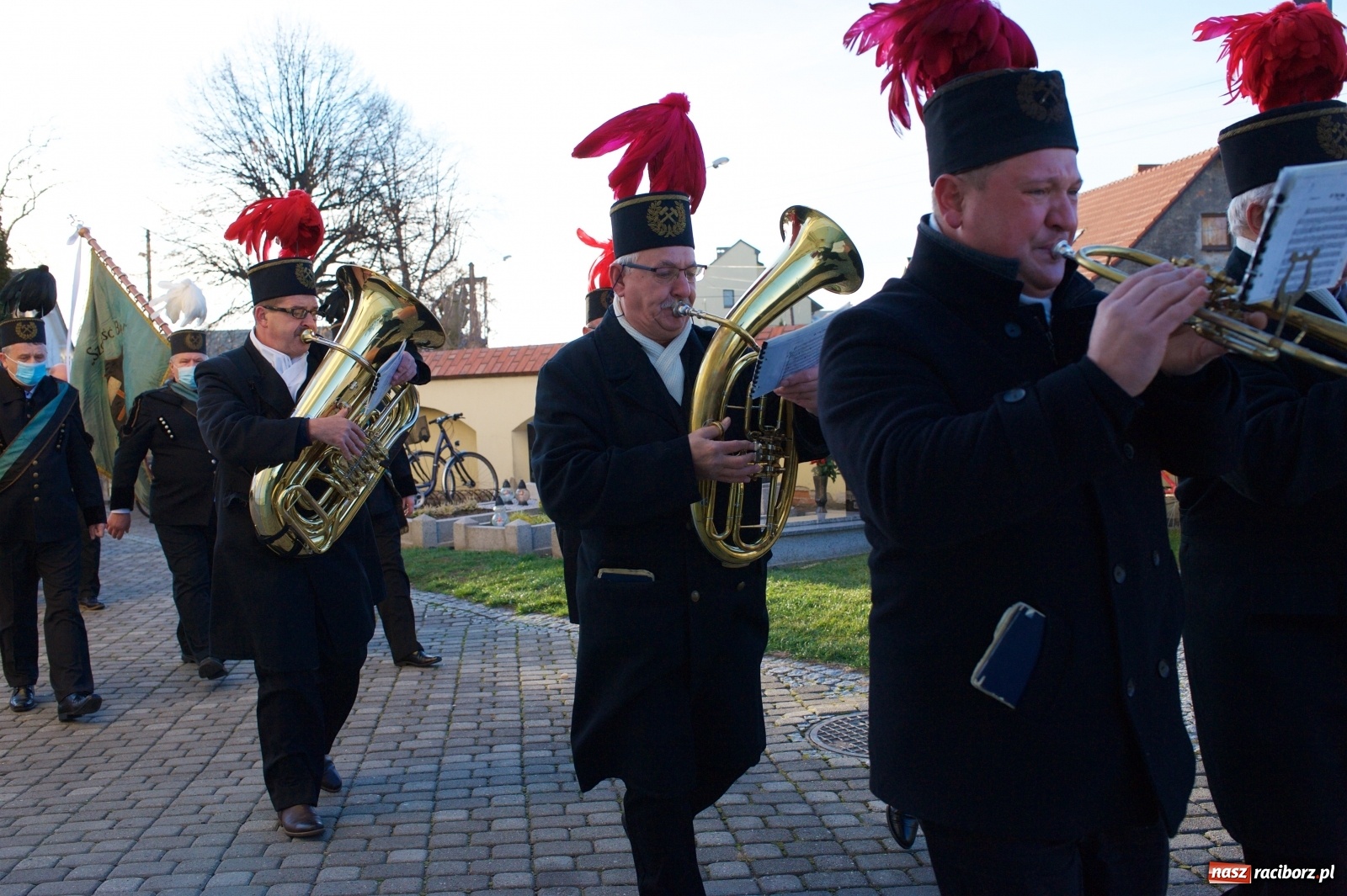 Zdjęcie w galerii na portalu naszraciborz.pl: Szczęść Boże Górniczej Braci! Dziś Barbórka [FOTO i WIDEO z Tworkowa] wiadomości z regionu