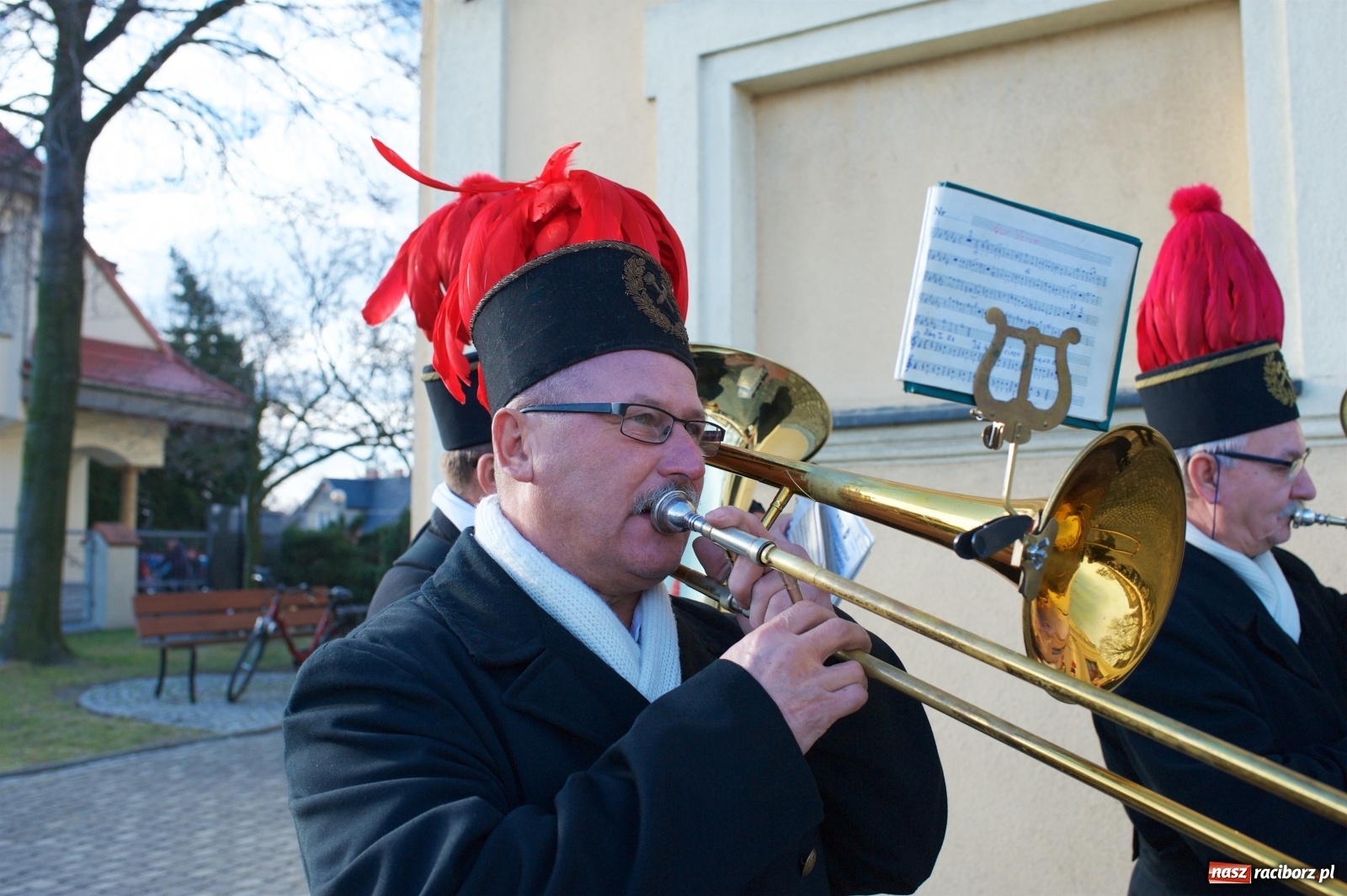 Zdjęcie w galerii na portalu naszraciborz.pl: Szczęść Boże Górniczej Braci! Dziś Barbórka [FOTO i WIDEO z Tworkowa] wiadomości z regionu