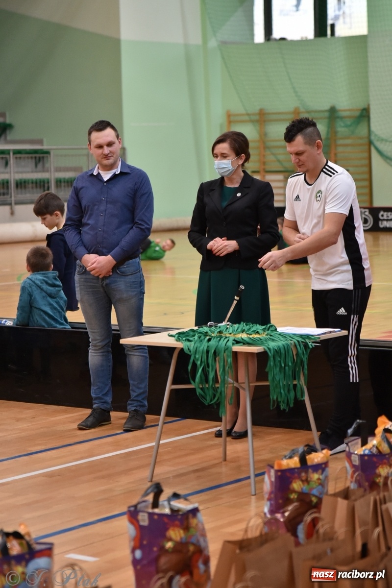 Zdjęcie w galerii na portalu naszraciborz.pl: Mikołajkowy turniej piłkarski w Arenie Rafako [FOTO i WIDEO] wiadomości z regionu