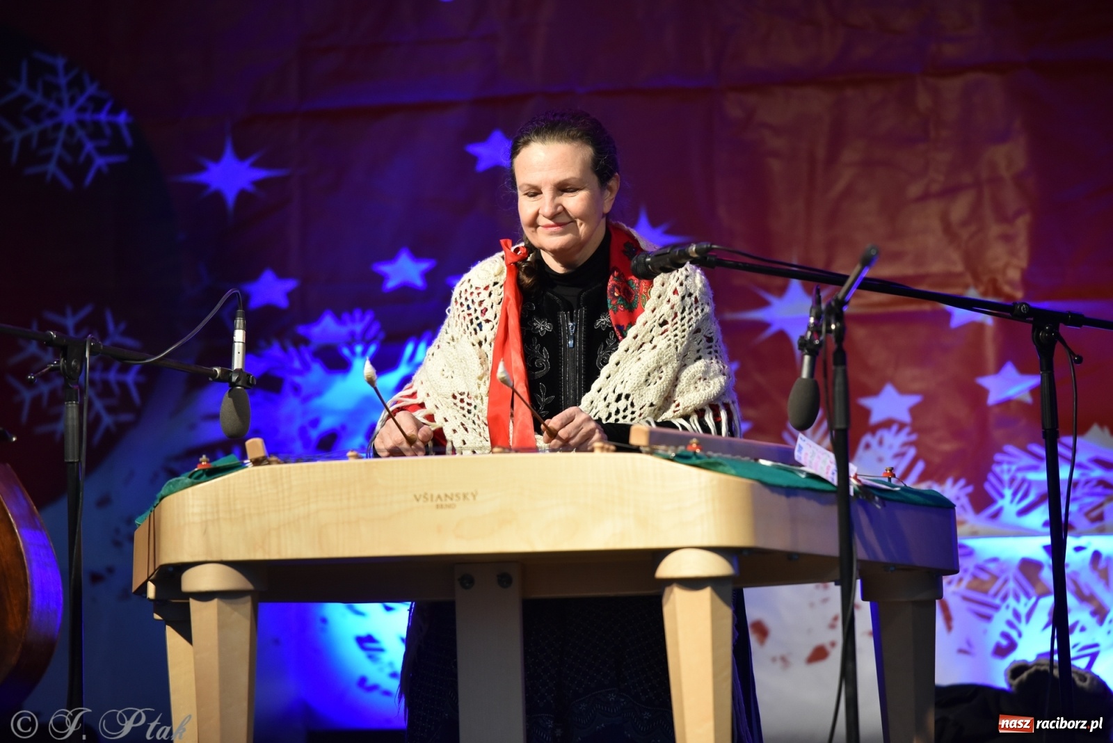 Zdjęcie w galerii na portalu naszraciborz.pl: Sobota na jarmarku w Raciborzu wiadomości z regionu