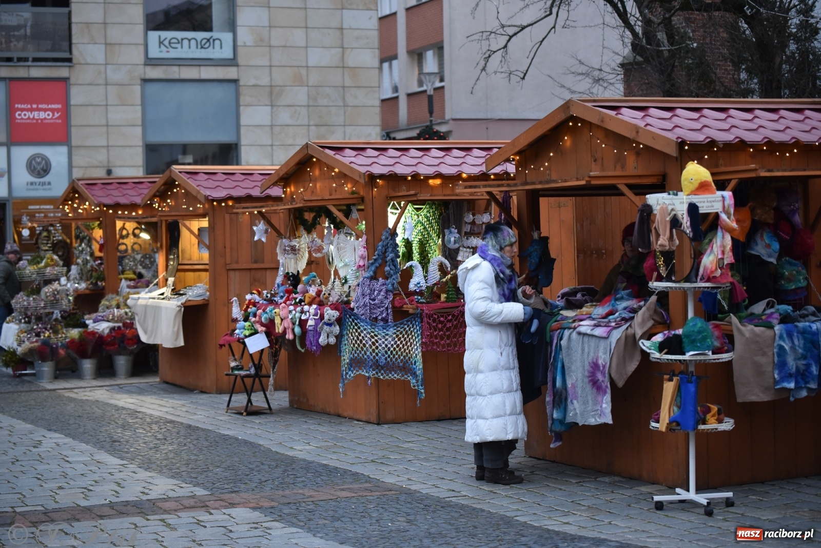 Zdjęcie w galerii na portalu naszraciborz.pl: Sobota na jarmarku w Raciborzu wiadomości z regionu