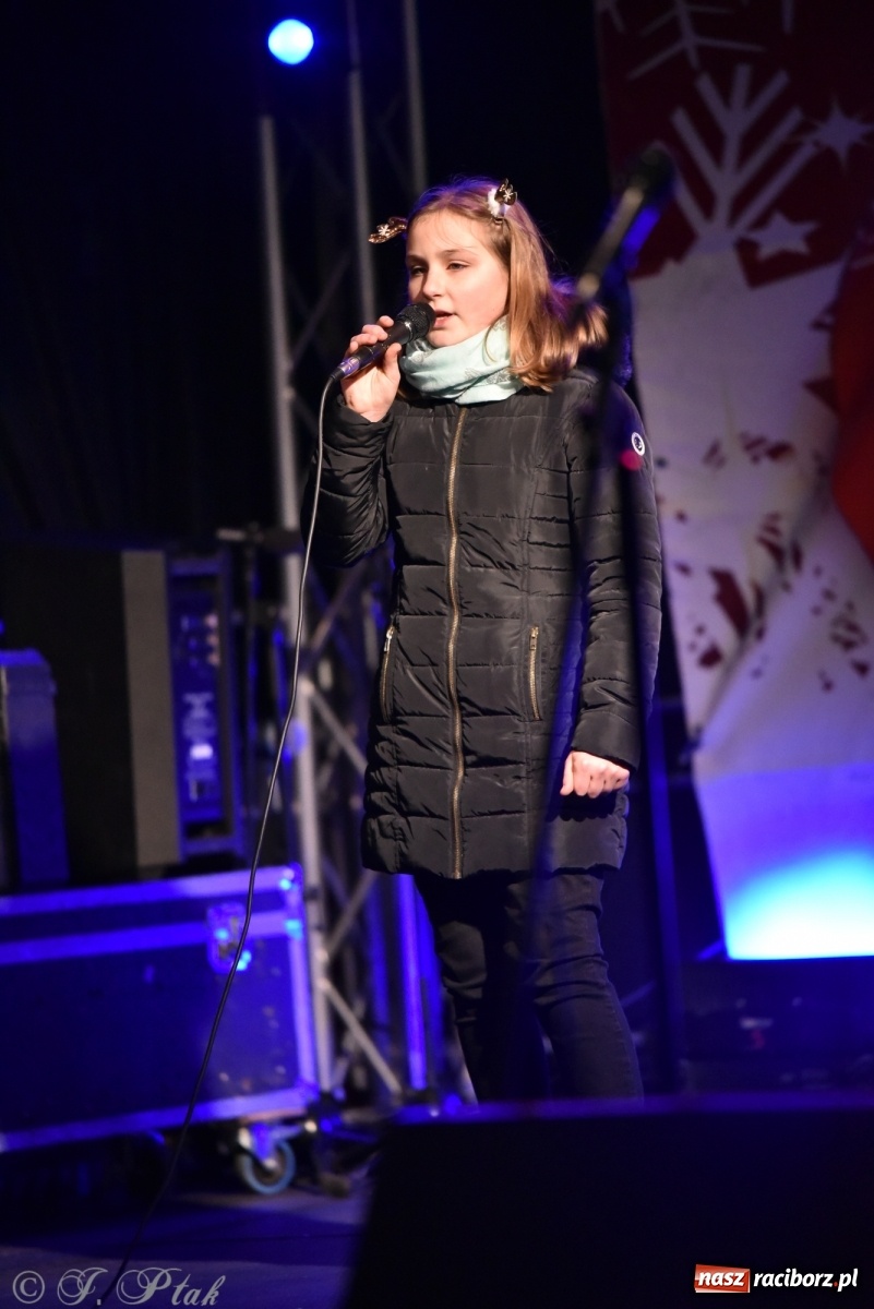 Zdjęcie w galerii na portalu naszraciborz.pl: Sobota na jarmarku w Raciborzu wiadomości z regionu