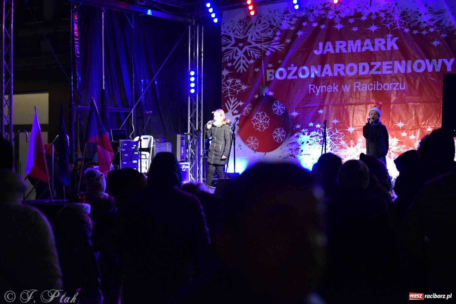 Zdjęcie w galerii na portalu naszraciborz.pl: Sobota na jarmarku w Raciborzu wiadomości z regionu