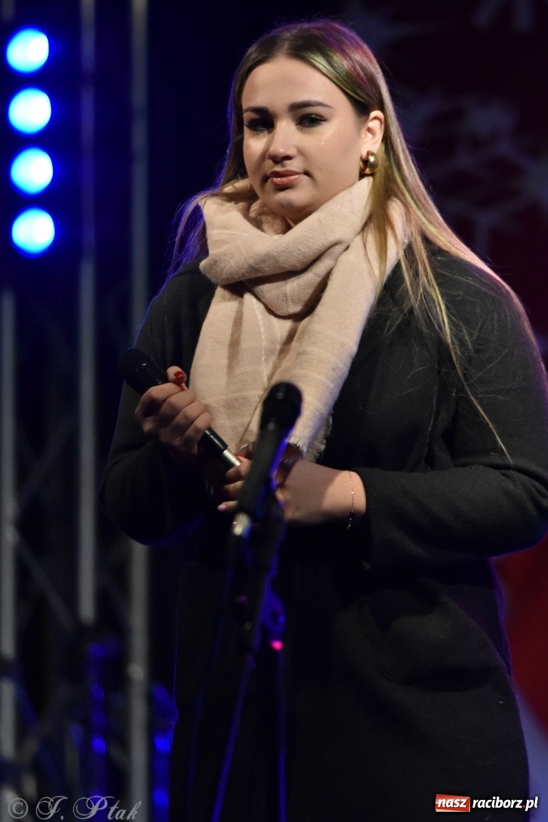 Zdjęcie w galerii na portalu naszraciborz.pl: Sobota na jarmarku w Raciborzu wiadomości z regionu