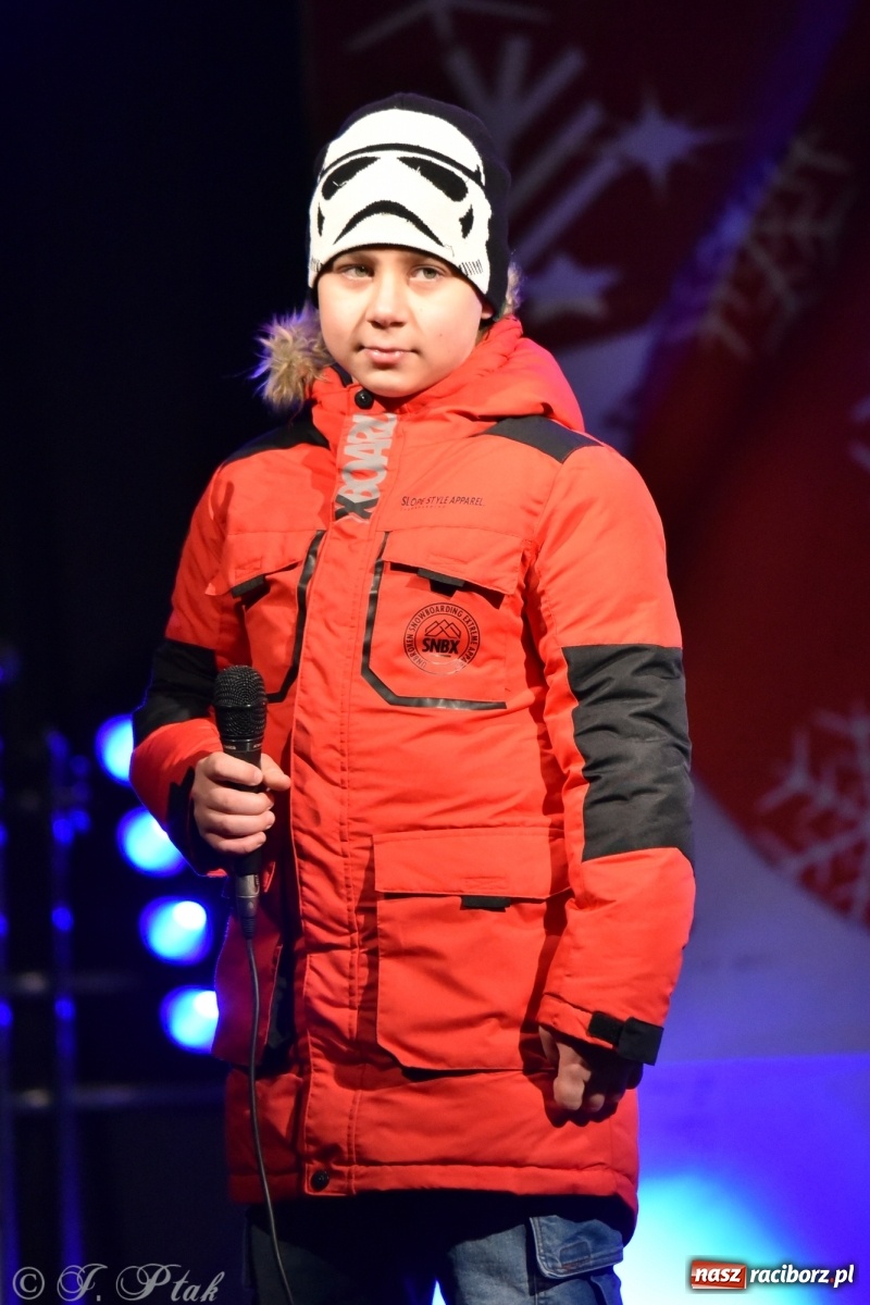 Zdjęcie w galerii na portalu naszraciborz.pl: Sobota na jarmarku w Raciborzu wiadomości z regionu