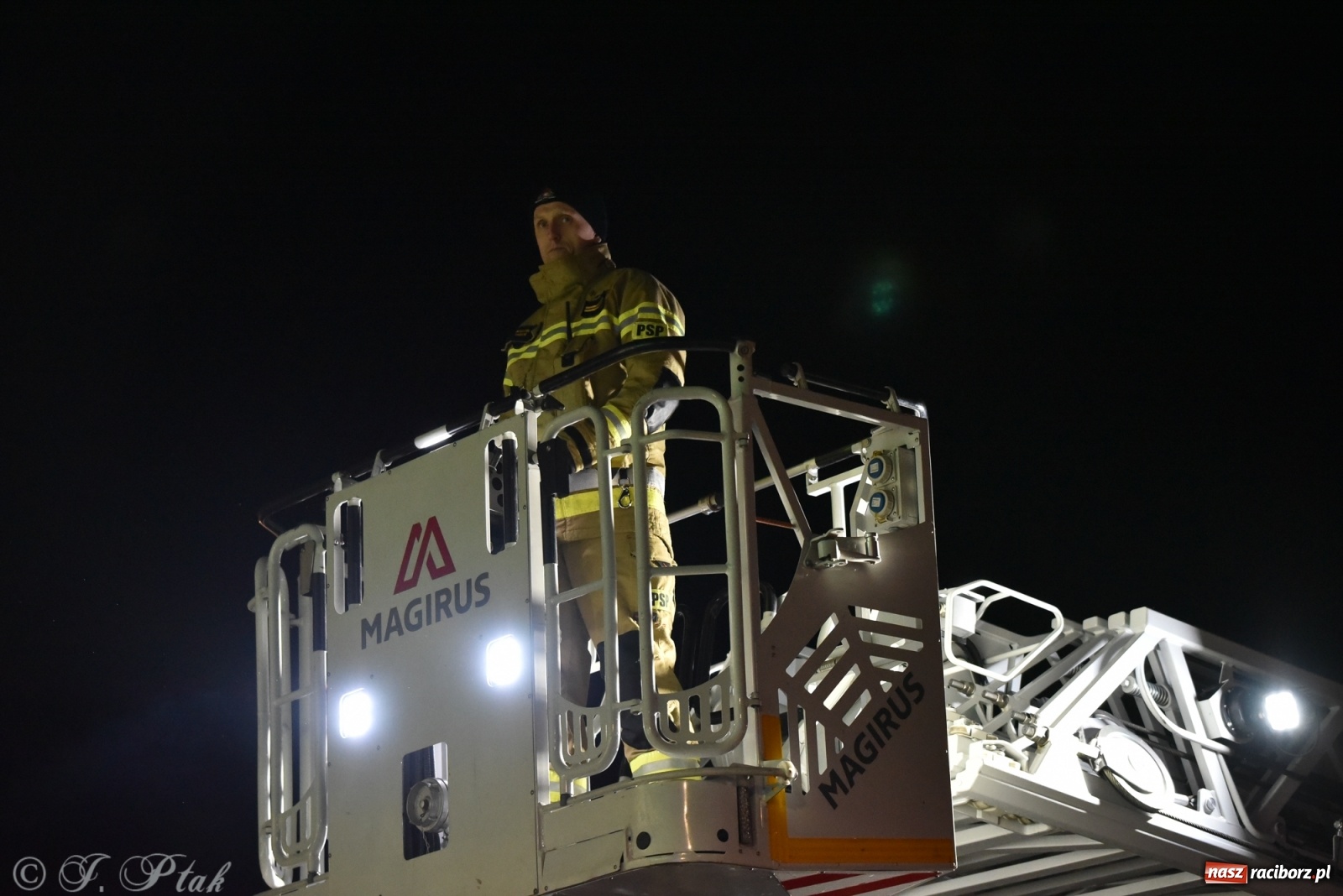 Zdjęcie w galerii na portalu naszraciborz.pl: Sobota na jarmarku w Raciborzu wiadomości z regionu