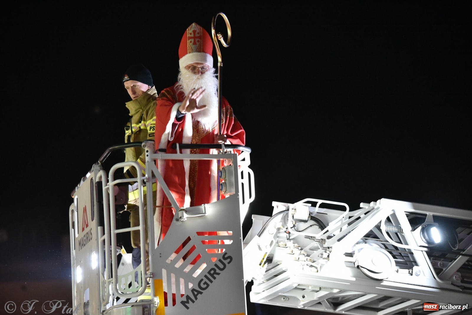 Zdjęcie w galerii na portalu naszraciborz.pl: Sobota na jarmarku w Raciborzu wiadomości z regionu