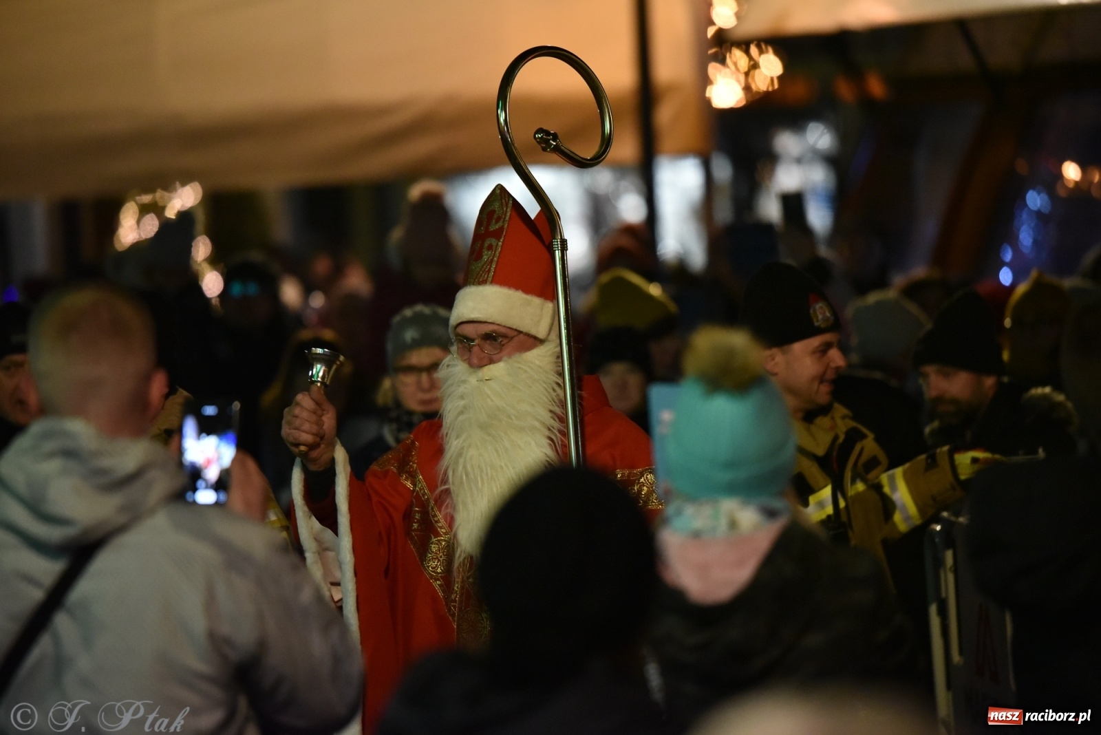 Zdjęcie w galerii na portalu naszraciborz.pl: Sobota na jarmarku w Raciborzu wiadomości z regionu