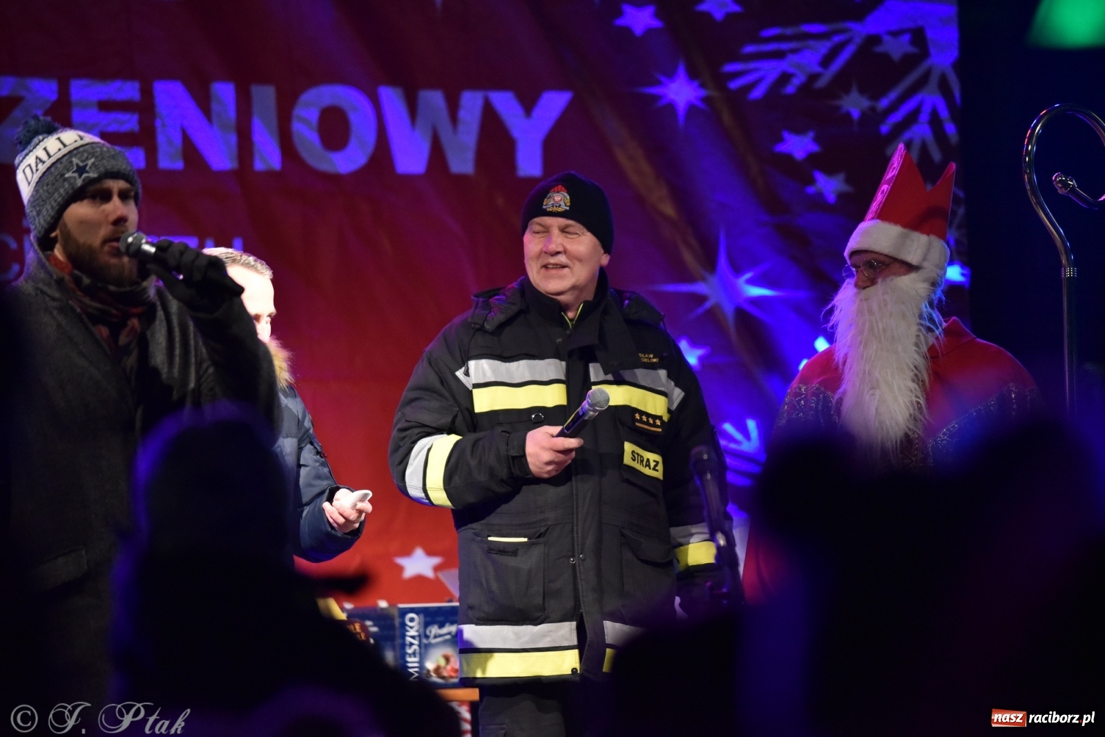 Zdjęcie w galerii na portalu naszraciborz.pl: Sobota na jarmarku w Raciborzu wiadomości z regionu