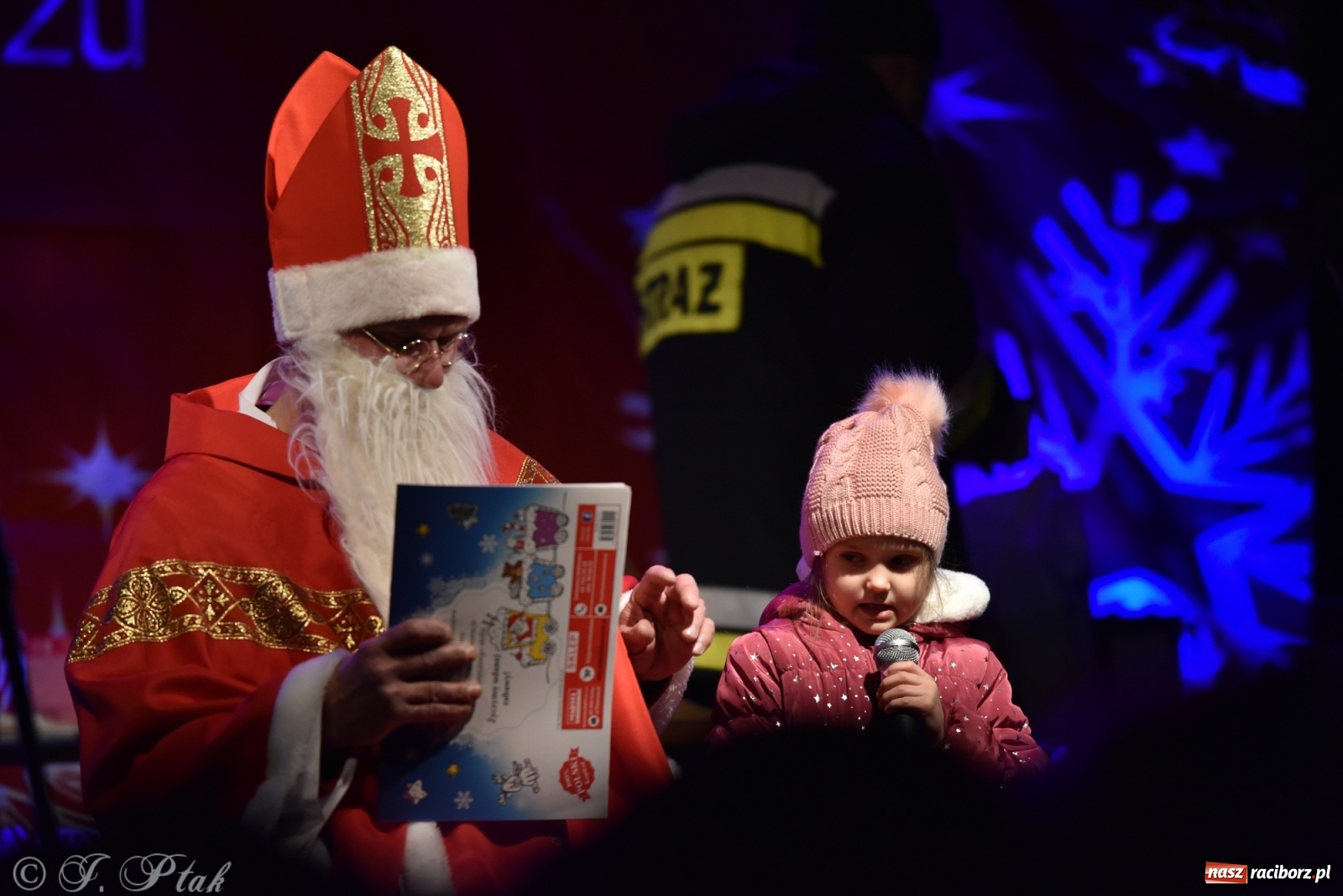 Zdjęcie w galerii na portalu naszraciborz.pl: Sobota na jarmarku w Raciborzu wiadomości z regionu