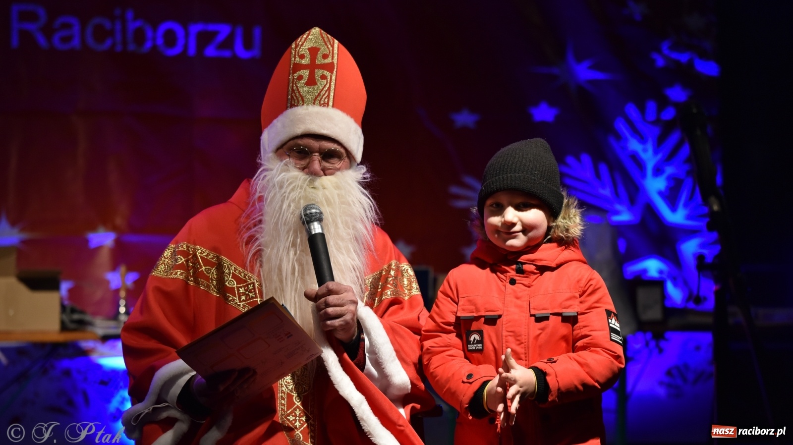 Zdjęcie w galerii na portalu naszraciborz.pl: Sobota na jarmarku w Raciborzu wiadomości z regionu