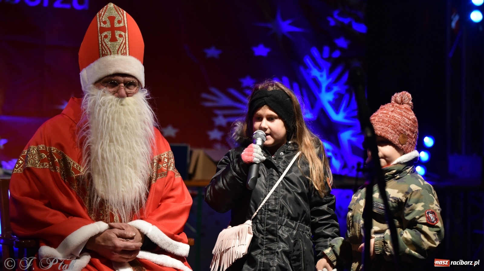 Zdjęcie w galerii na portalu naszraciborz.pl: Sobota na jarmarku w Raciborzu wiadomości z regionu