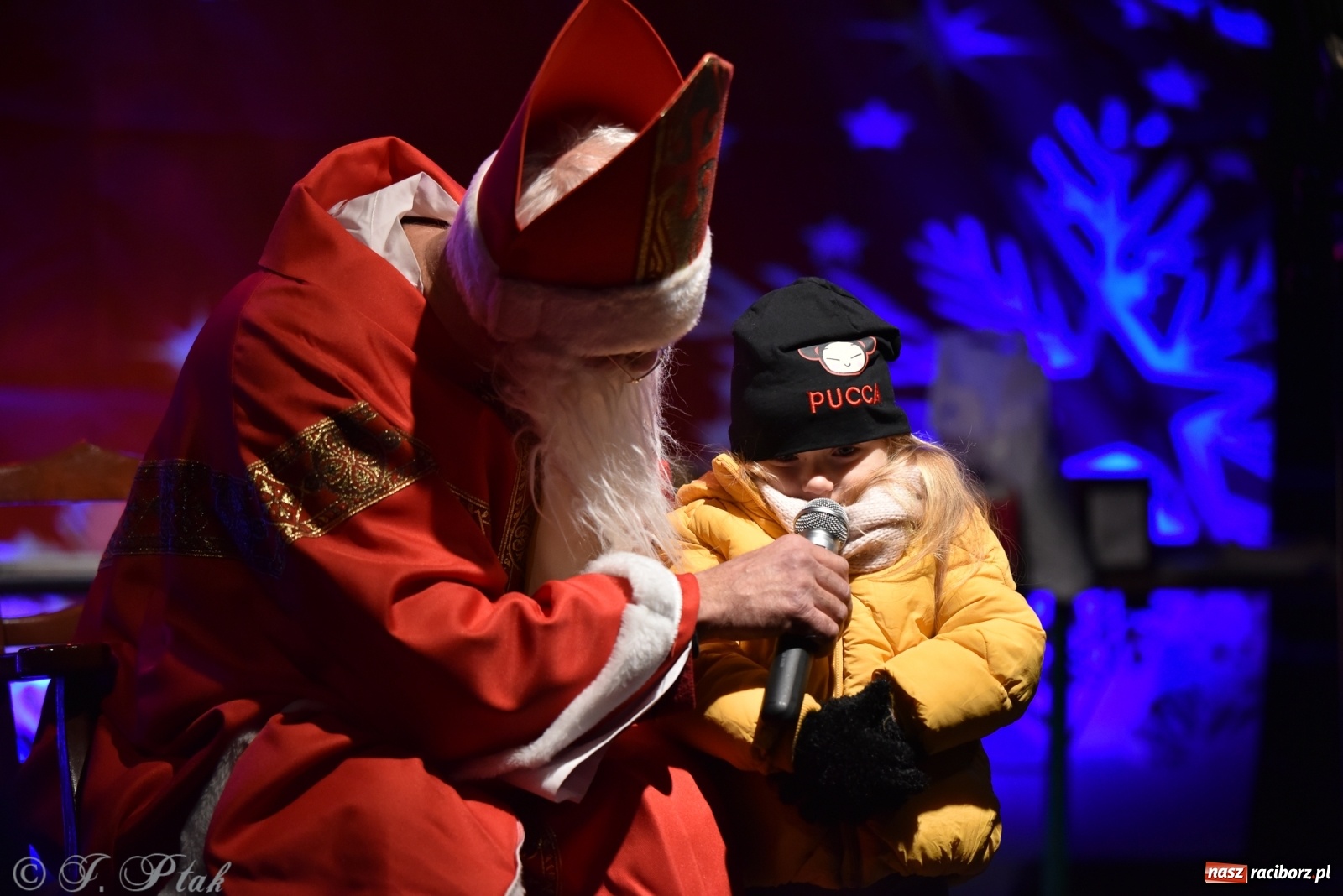 Zdjęcie w galerii na portalu naszraciborz.pl: Sobota na jarmarku w Raciborzu wiadomości z regionu