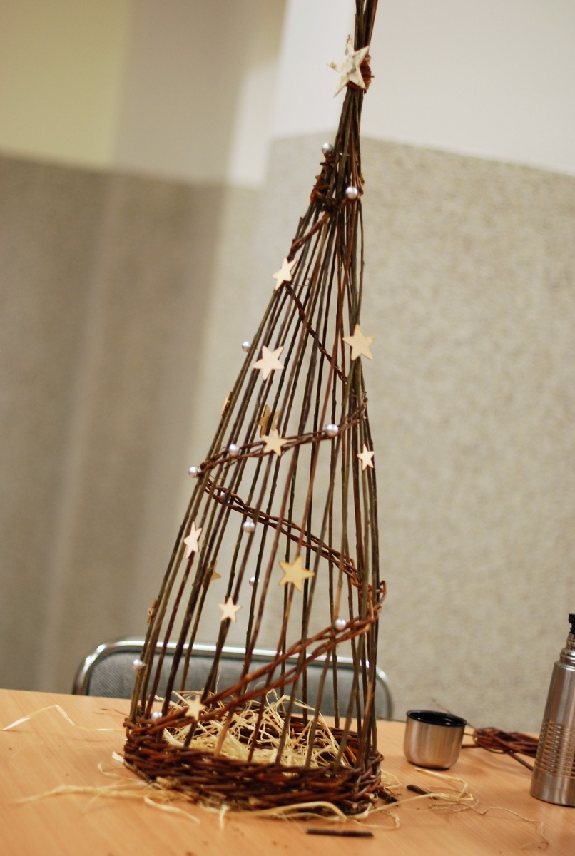 Zdjęcie w galerii na portalu naszraciborz.pl: Babska sprawa, czyli warsztaty plecionkarskie w Nędzy wiadomości z regionu