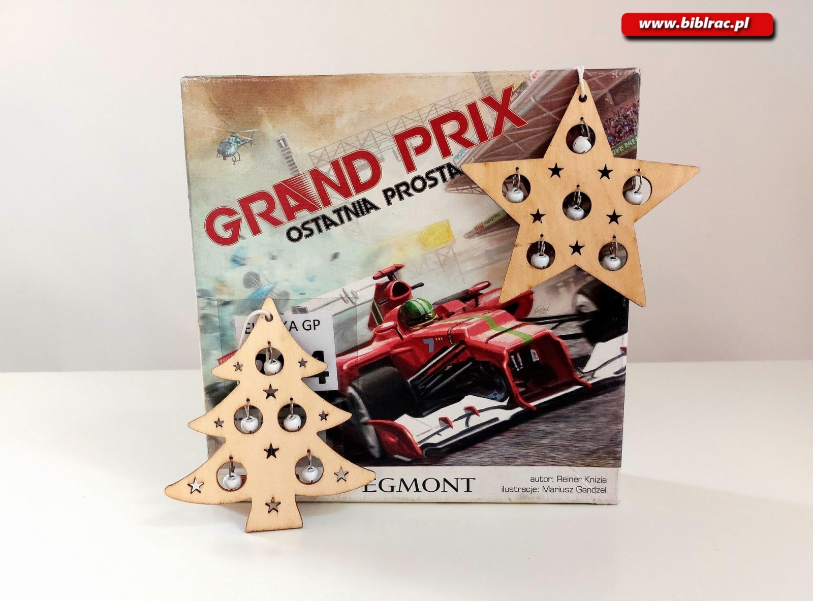 Zdjęcie w galerii na portalu naszraciborz.pl: W bibliotece znajdziesz... gry planszowe na każdy dzień, również na święta! wiadomości z regionu