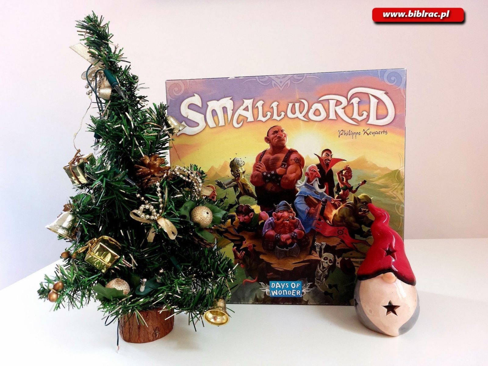 Zdjęcie w galerii na portalu naszraciborz.pl: W bibliotece znajdziesz... gry planszowe na każdy dzień, również na święta! wiadomości z regionu