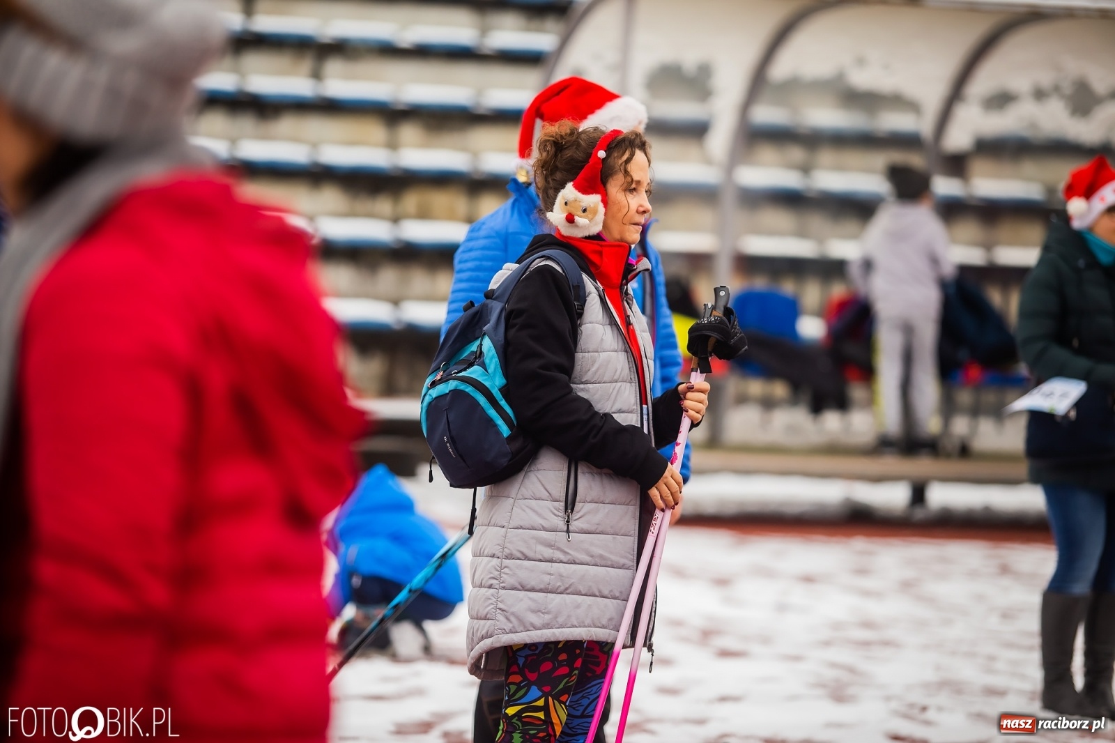 Zdjęcie w galerii na portalu naszraciborz.pl: Raciborski Bieg Mikołajkowy w zimowej scenerii wiadomości z regionu
