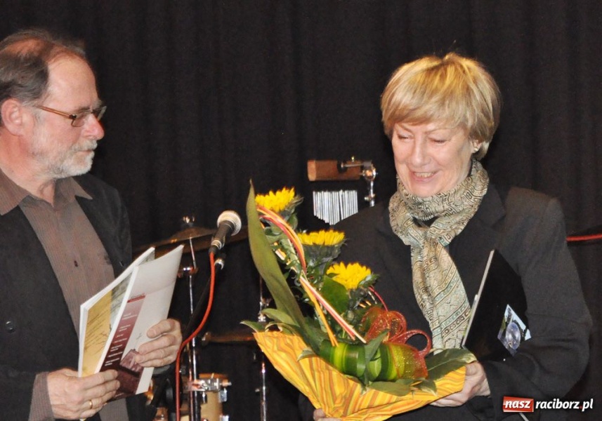 Zdjęcie w galerii na portalu naszraciborz.pl: Lipska na promocji Almanachu wiadomości z regionu