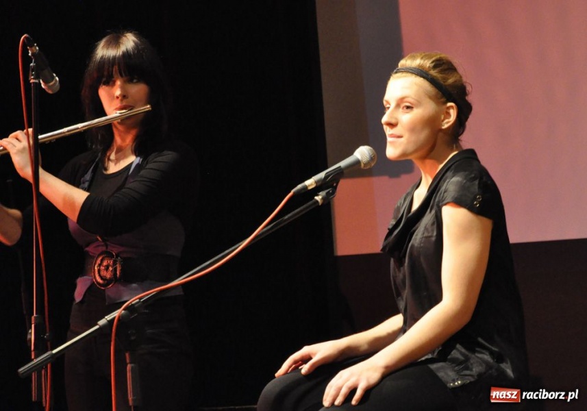 Zdjęcie w galerii na portalu naszraciborz.pl: Lipska na promocji Almanachu wiadomości z regionu