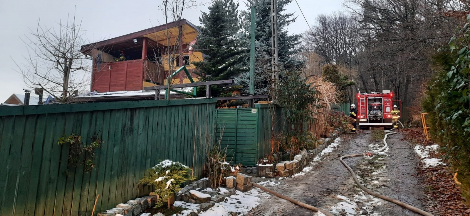 Zdjęcie w galerii na portalu naszraciborz.pl: Raport 998. Pożar altanki na Brzeziu [FOTO] wiadomości z regionu