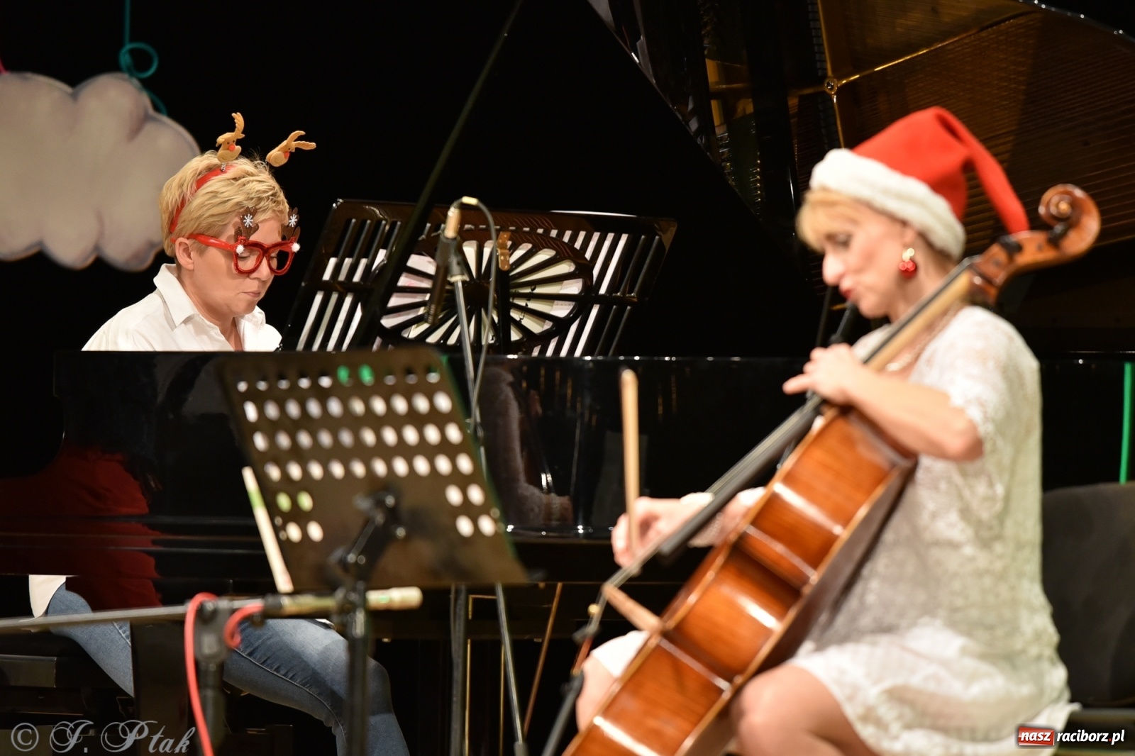 Zdjęcie w galerii na portalu naszraciborz.pl: Maluchy w krainie dźwięku w mikołajkowym klimacie wiadomości z regionu