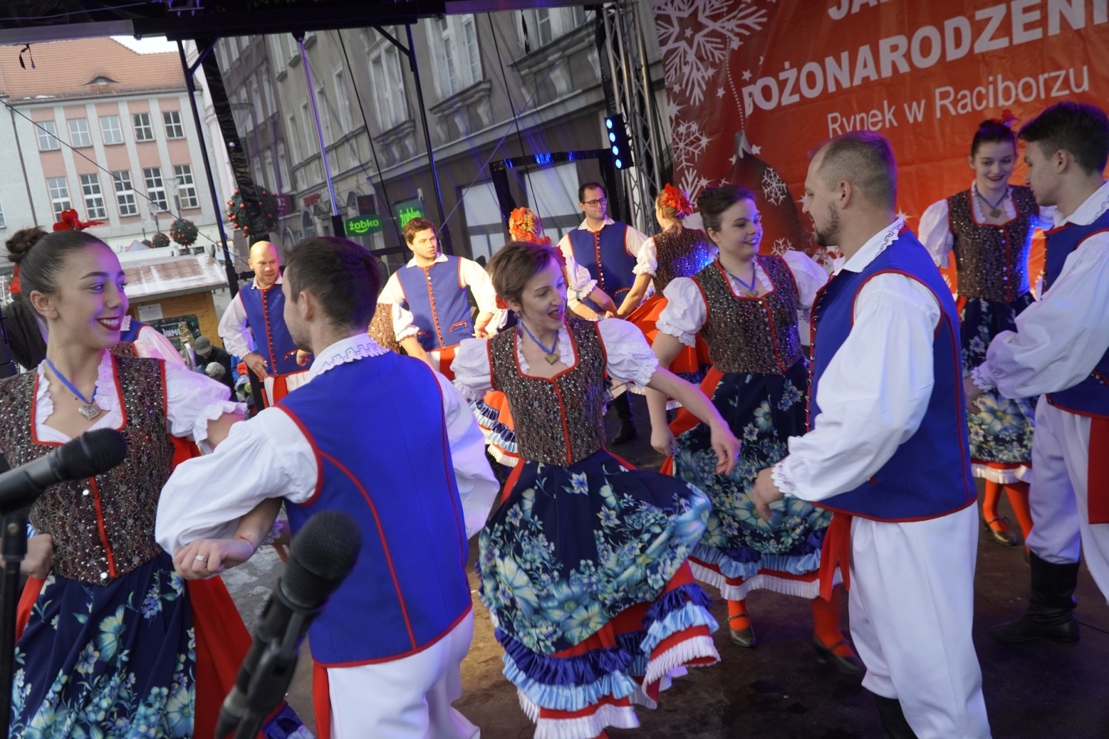 Zdjęcie w galerii na portalu naszraciborz.pl: Niedziela na raciborskim jarmarku [FOTO i WIDEO] wiadomości z regionu