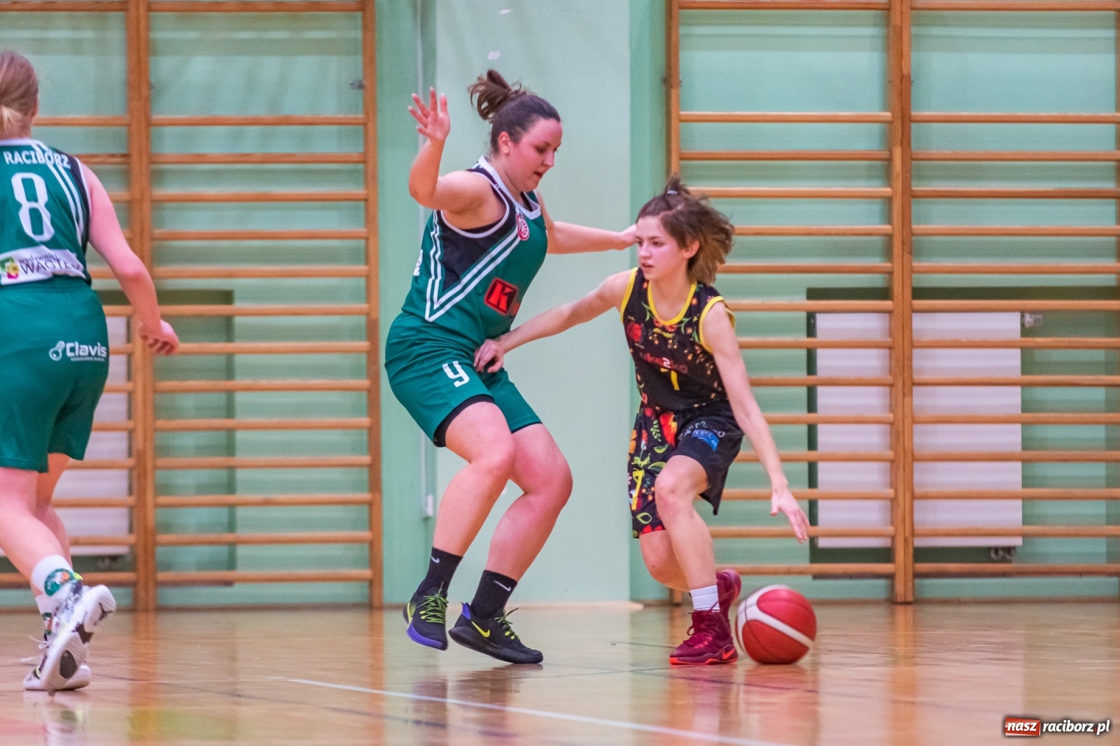 Zdjęcie w galerii na portalu naszraciborz.pl: RKK AZS Racibórz zdemolował Kamienicę Polską [FOTO] wiadomości z regionu