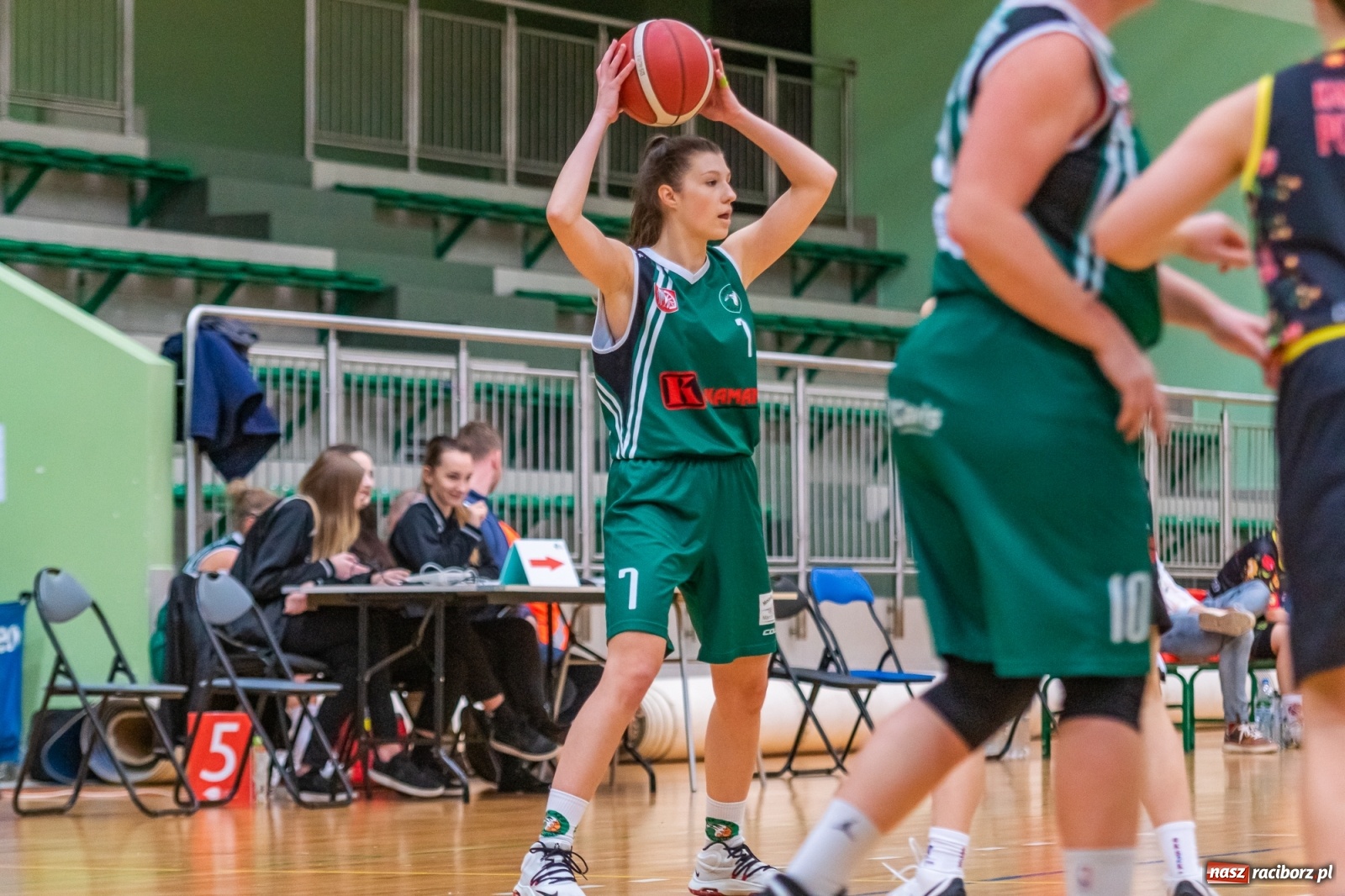 Zdjęcie w galerii na portalu naszraciborz.pl: RKK AZS Racibórz zdemolował Kamienicę Polską [FOTO] wiadomości z regionu