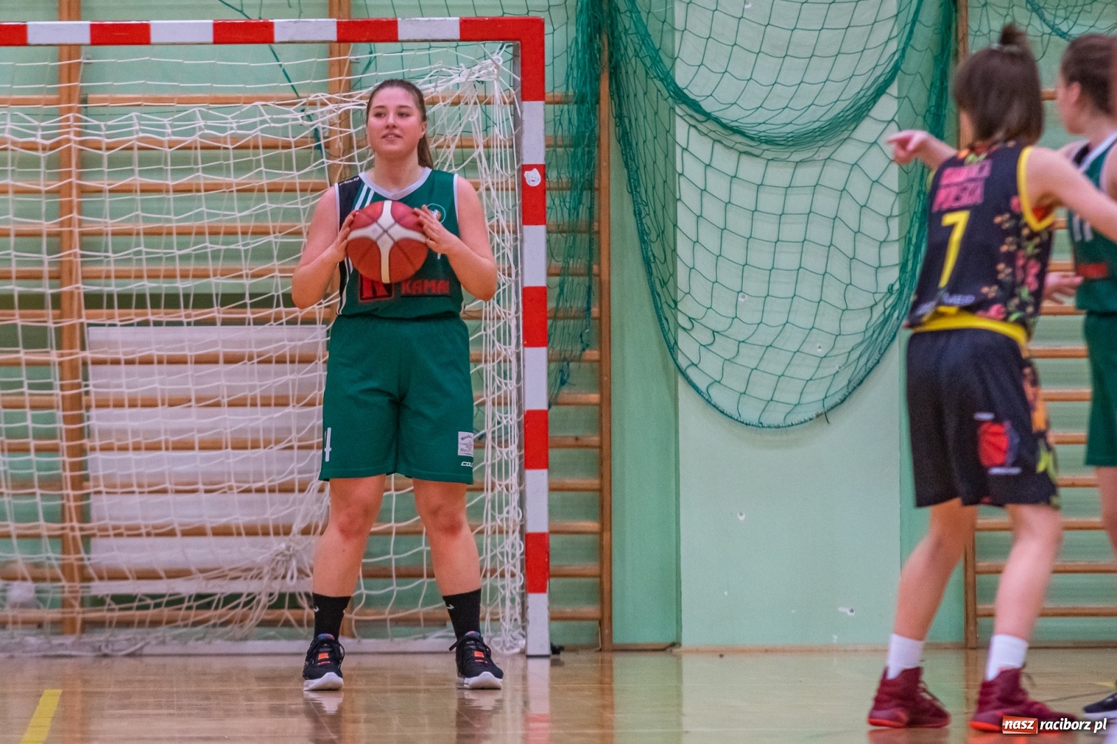 Zdjęcie w galerii na portalu naszraciborz.pl: RKK AZS Racibórz zdemolował Kamienicę Polską [FOTO] wiadomości z regionu