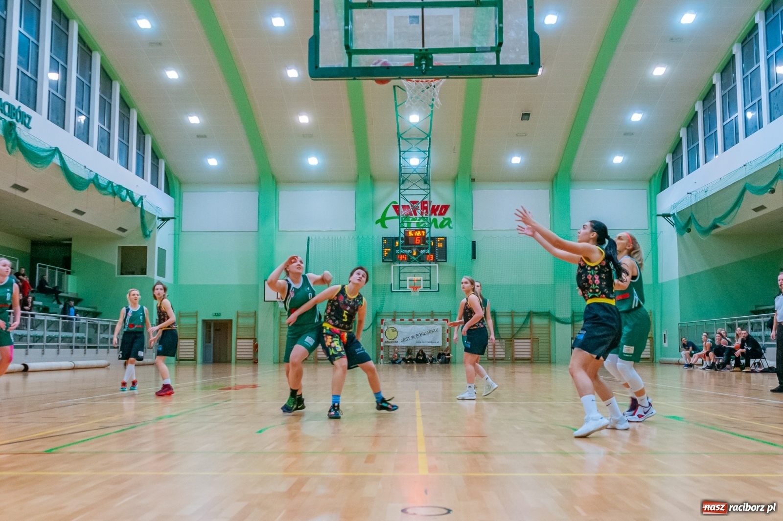 Zdjęcie w galerii na portalu naszraciborz.pl: RKK AZS Racibórz zdemolował Kamienicę Polską [FOTO] wiadomości z regionu