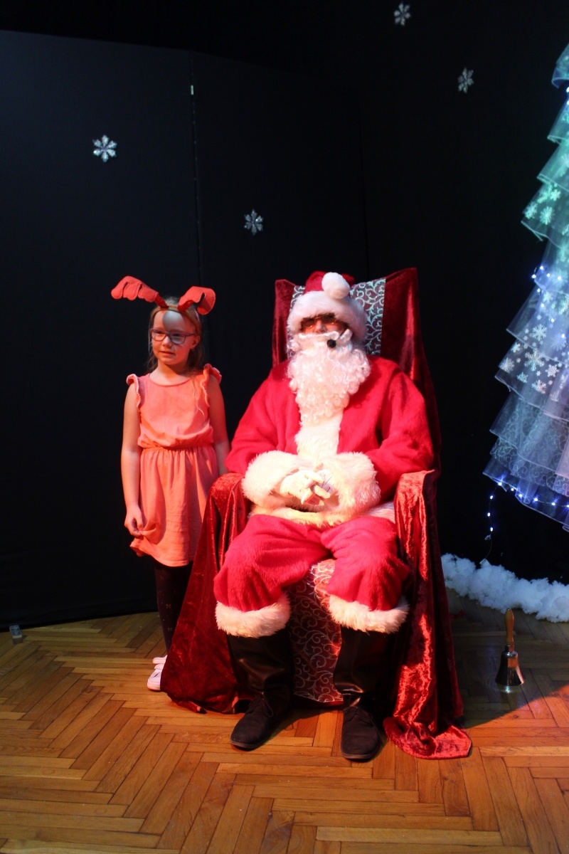 Zdjęcie w galerii na portalu naszraciborz.pl: Święty Mikołaj odwiedził GCK w Nędzy [FOTO] wiadomości z regionu