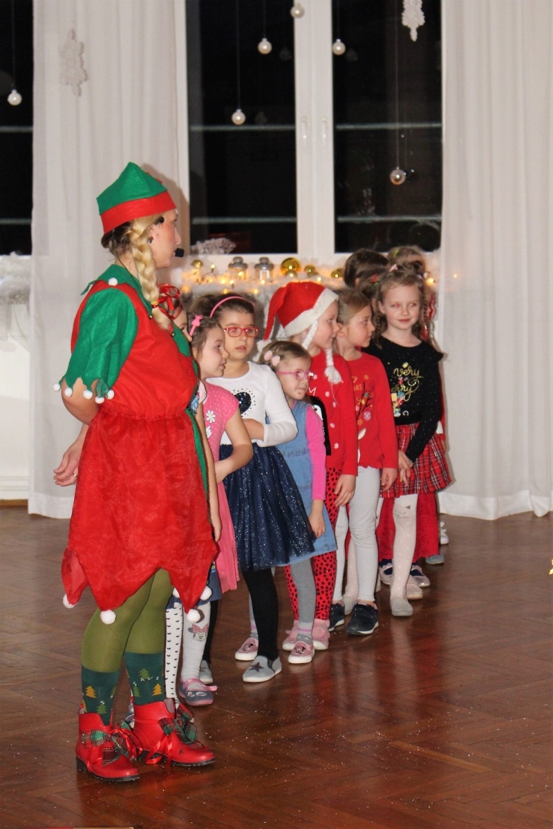 Zdjęcie w galerii na portalu naszraciborz.pl: Święty Mikołaj odwiedził GCK w Nędzy [FOTO] wiadomości z regionu