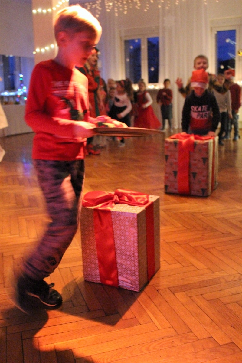 Zdjęcie w galerii na portalu naszraciborz.pl: Święty Mikołaj odwiedził GCK w Nędzy [FOTO] wiadomości z regionu