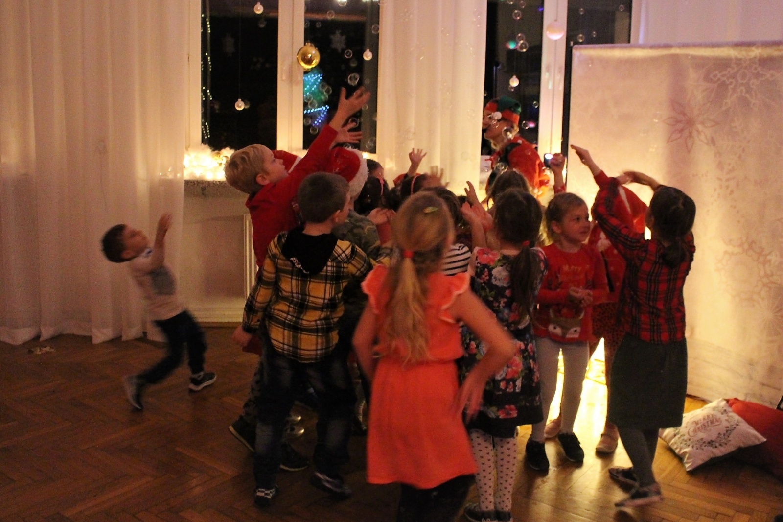 Zdjęcie w galerii na portalu naszraciborz.pl: Święty Mikołaj odwiedził GCK w Nędzy [FOTO] wiadomości z regionu