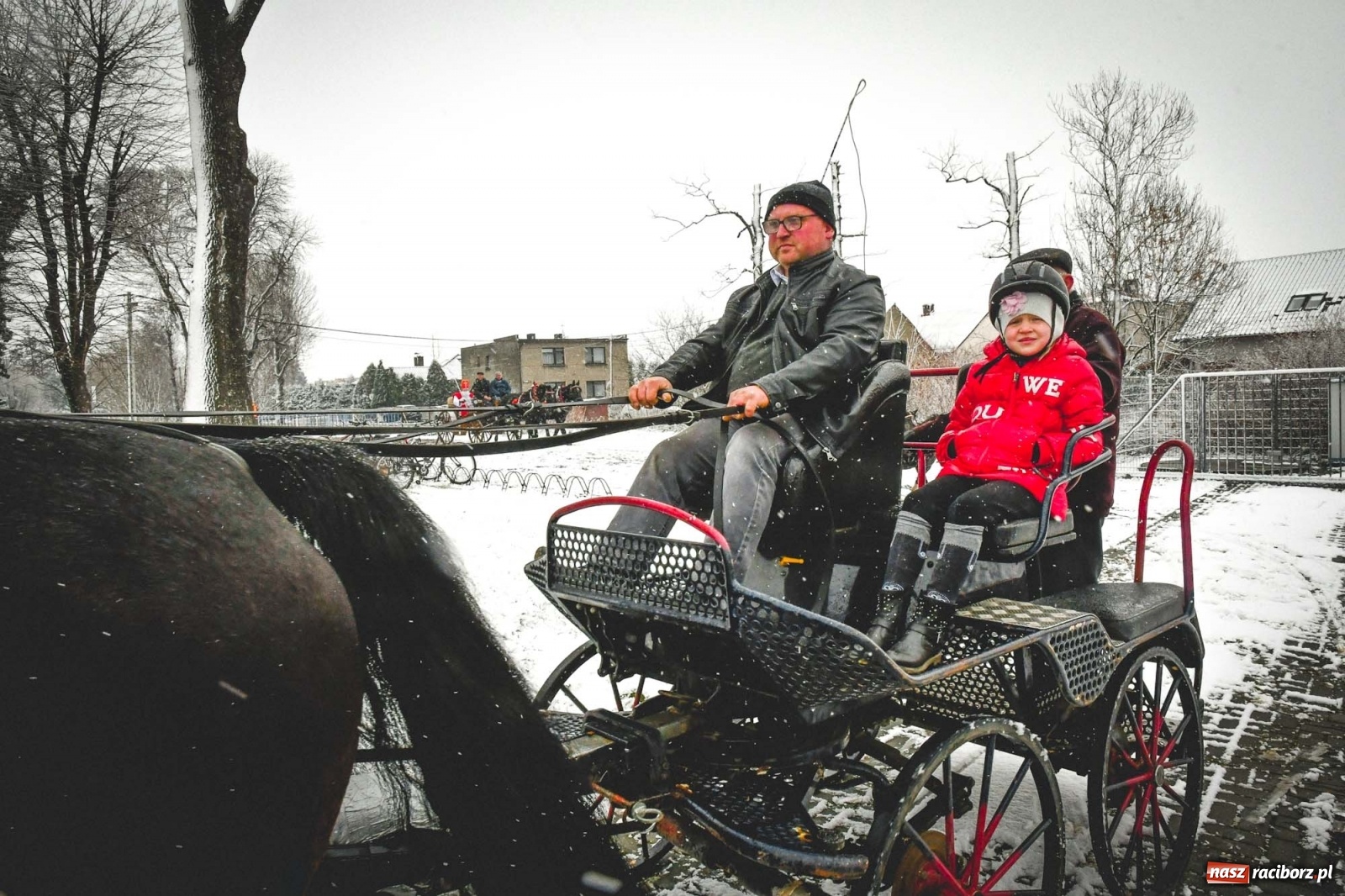 Zdjęcie w galerii na portalu naszraciborz.pl: W Krzanowicach odbyła się doroczna procesja na św. Mikołaja wiadomości z regionu