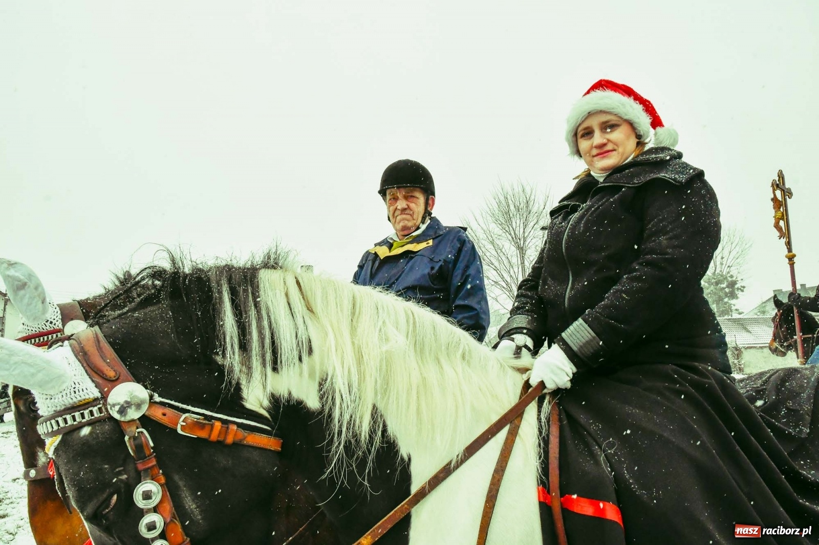 Zdjęcie w galerii na portalu naszraciborz.pl: W Krzanowicach odbyła się doroczna procesja na św. Mikołaja wiadomości z regionu