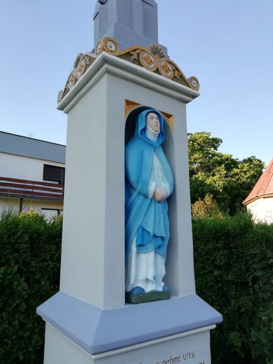 Zdjęcie w galerii na portalu naszraciborz.pl: Witacze RACIBÓRZ i krzyż odnowione wiadomości z regionu