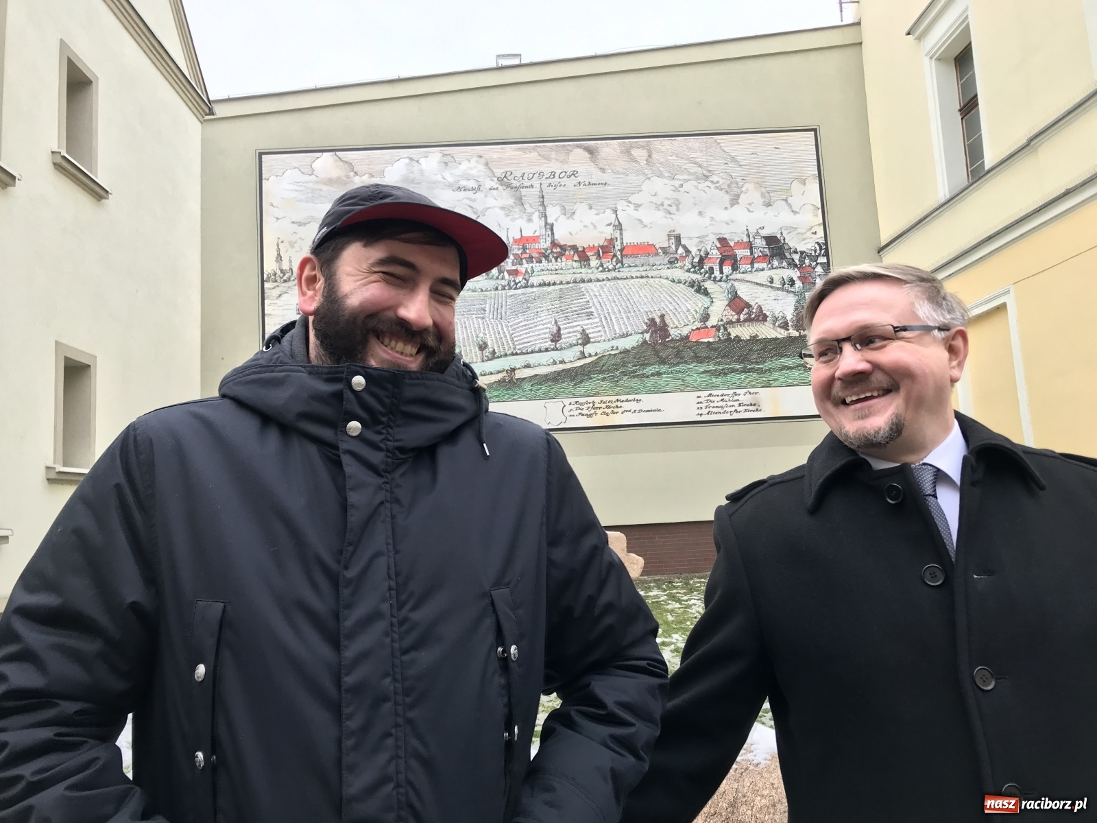 Zdjęcie w galerii na portalu naszraciborz.pl: Na Chopina powstał mural z widokiem dawnego Raciborza [FOTO i WIDEO] wiadomości z regionu