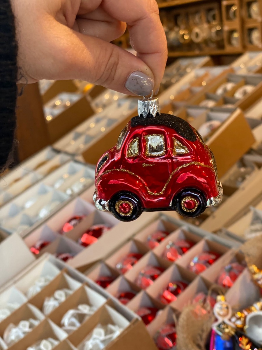 Zdjęcie w galerii na portalu naszraciborz.pl: Świat Prezentów jeszcze bliżej was - na zamku, na placu Dominikańskim i przy Auchan wiadomości z regionu