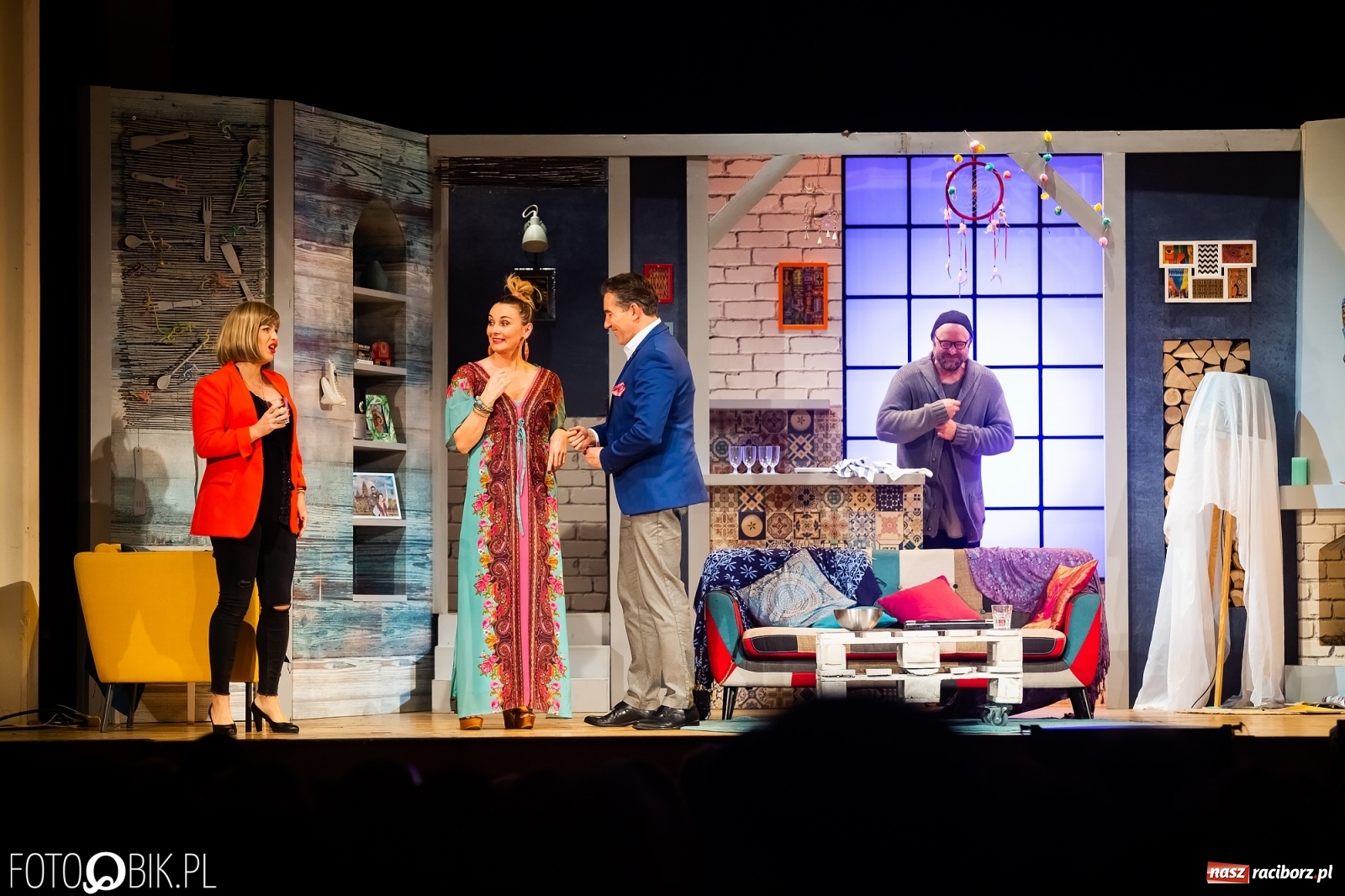 Zdjęcie w galerii na portalu naszraciborz.pl: Wiesz, że wiem z plejadą gwiazd w RCK wiadomości z regionu