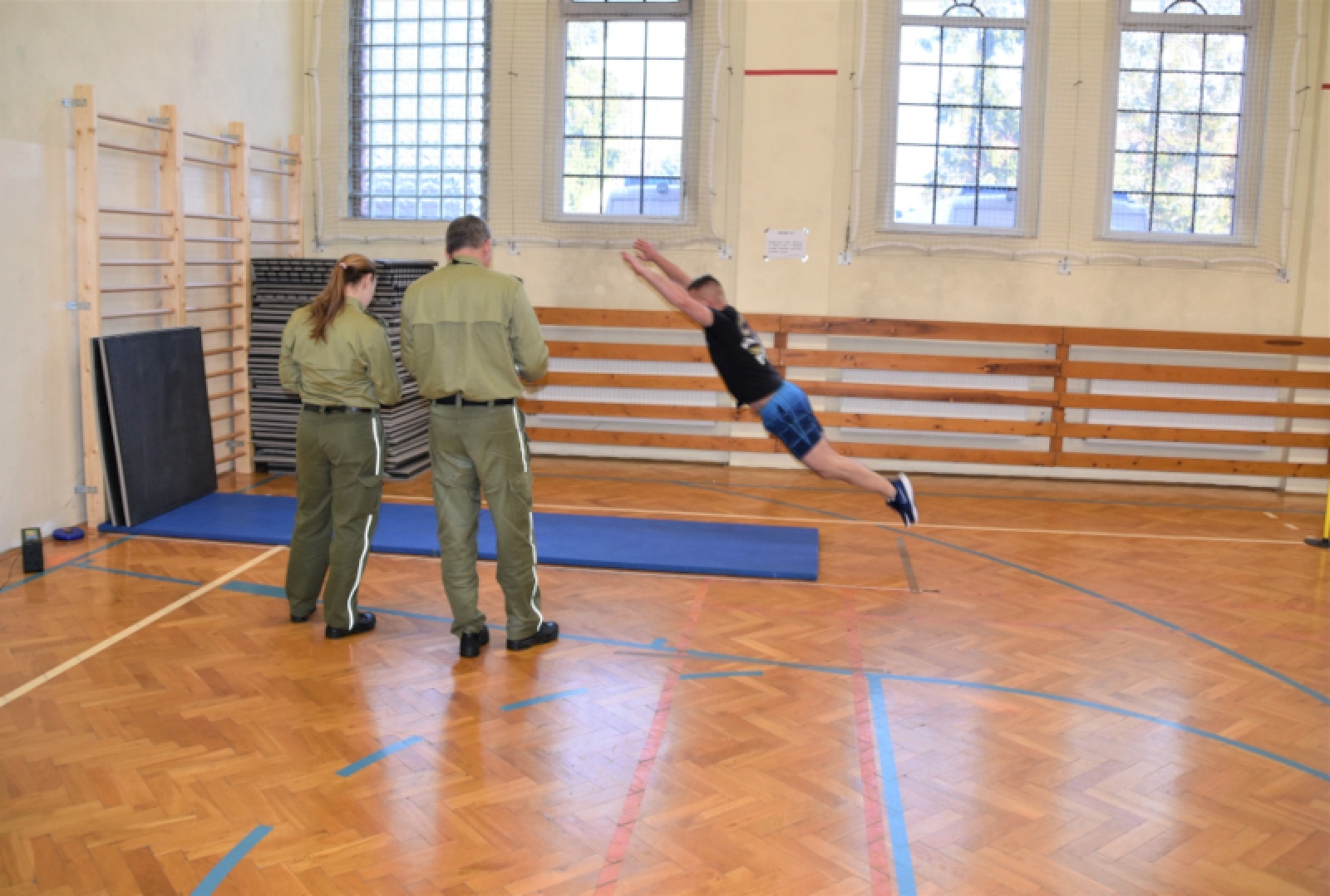 Zdjęcie w galerii na portalu naszraciborz.pl: Drugi etap postępowania kwalifikacyjnego w Śląskim Oddziale Straży Granicznej w Raciborzu wiadomości z regionu