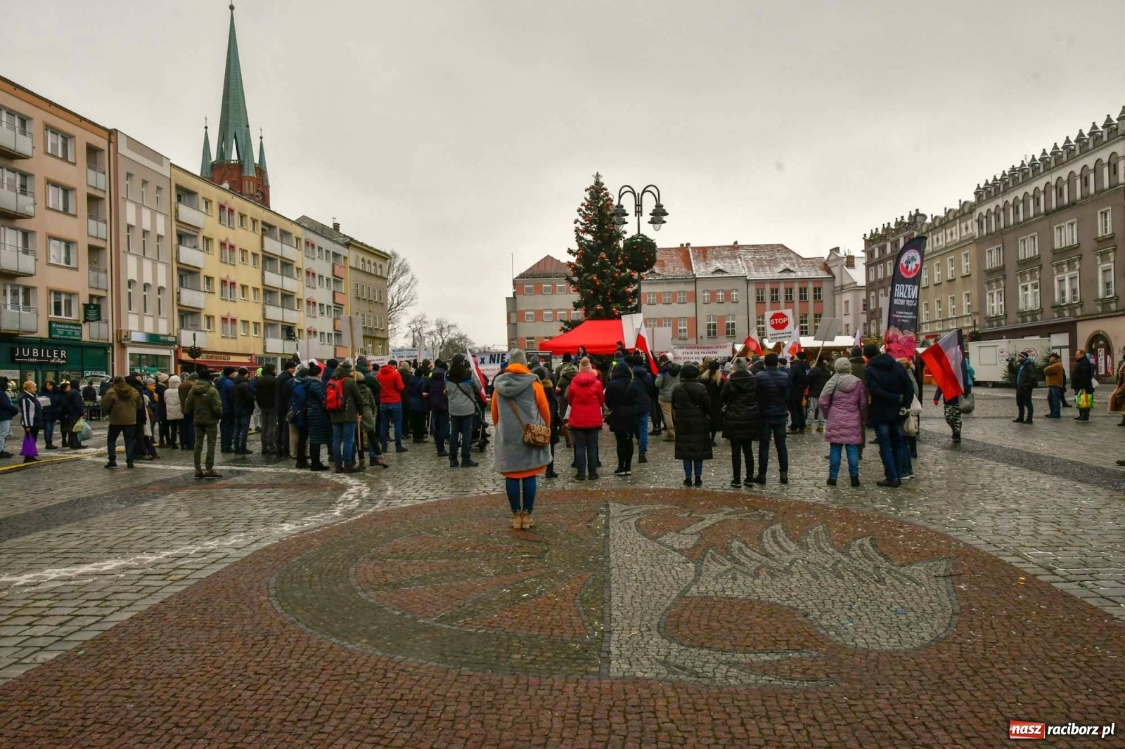 Zdjęcie w galerii na portalu naszraciborz.pl: Stop Segregacji Sanitarnej - protest w Raciborzu [FOTO i WIDEO] wiadomości z regionu