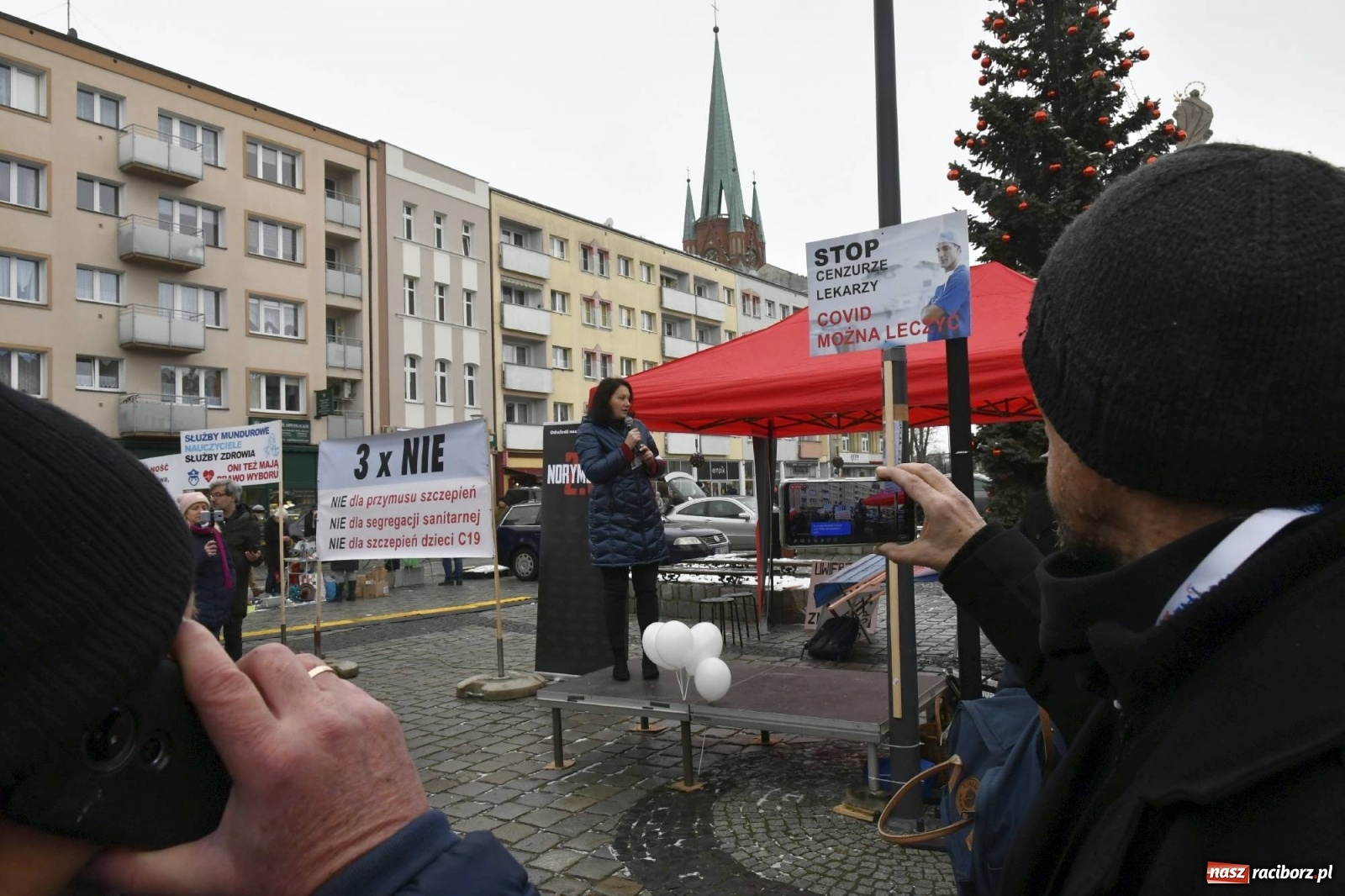Zdjęcie w galerii na portalu naszraciborz.pl: Stop Segregacji Sanitarnej - protest w Raciborzu [FOTO i WIDEO] wiadomości z regionu