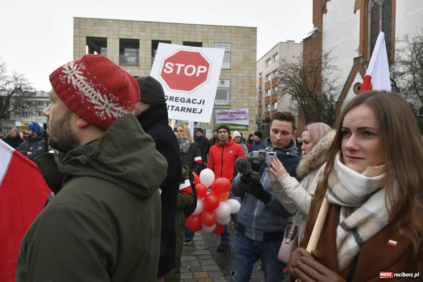 Zdjęcie w galerii na portalu naszraciborz.pl: Stop Segregacji Sanitarnej - protest w Raciborzu [FOTO i WIDEO] wiadomości z regionu