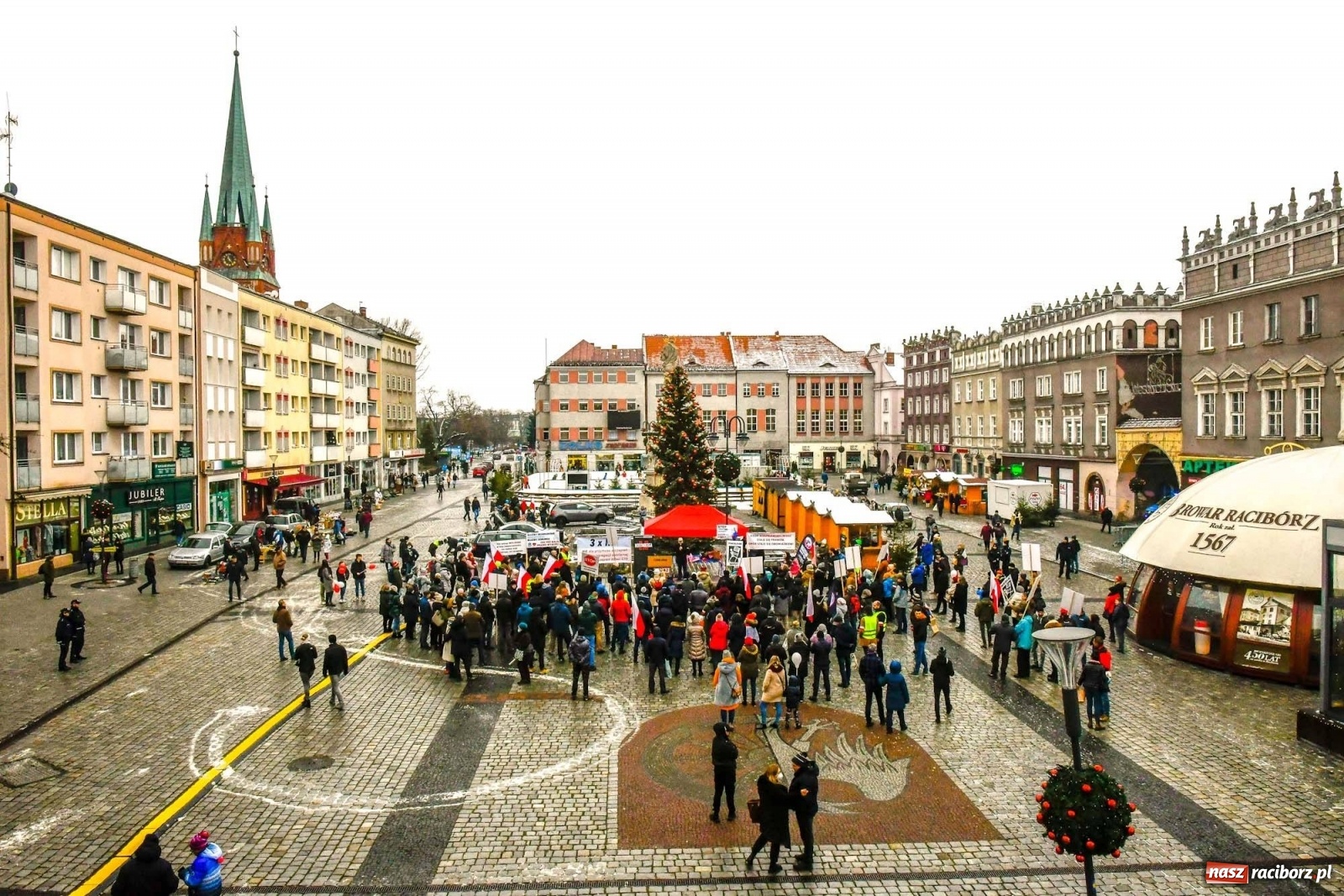 Zdjęcie w galerii na portalu naszraciborz.pl: Stop Segregacji Sanitarnej - protest w Raciborzu [FOTO i WIDEO] wiadomości z regionu